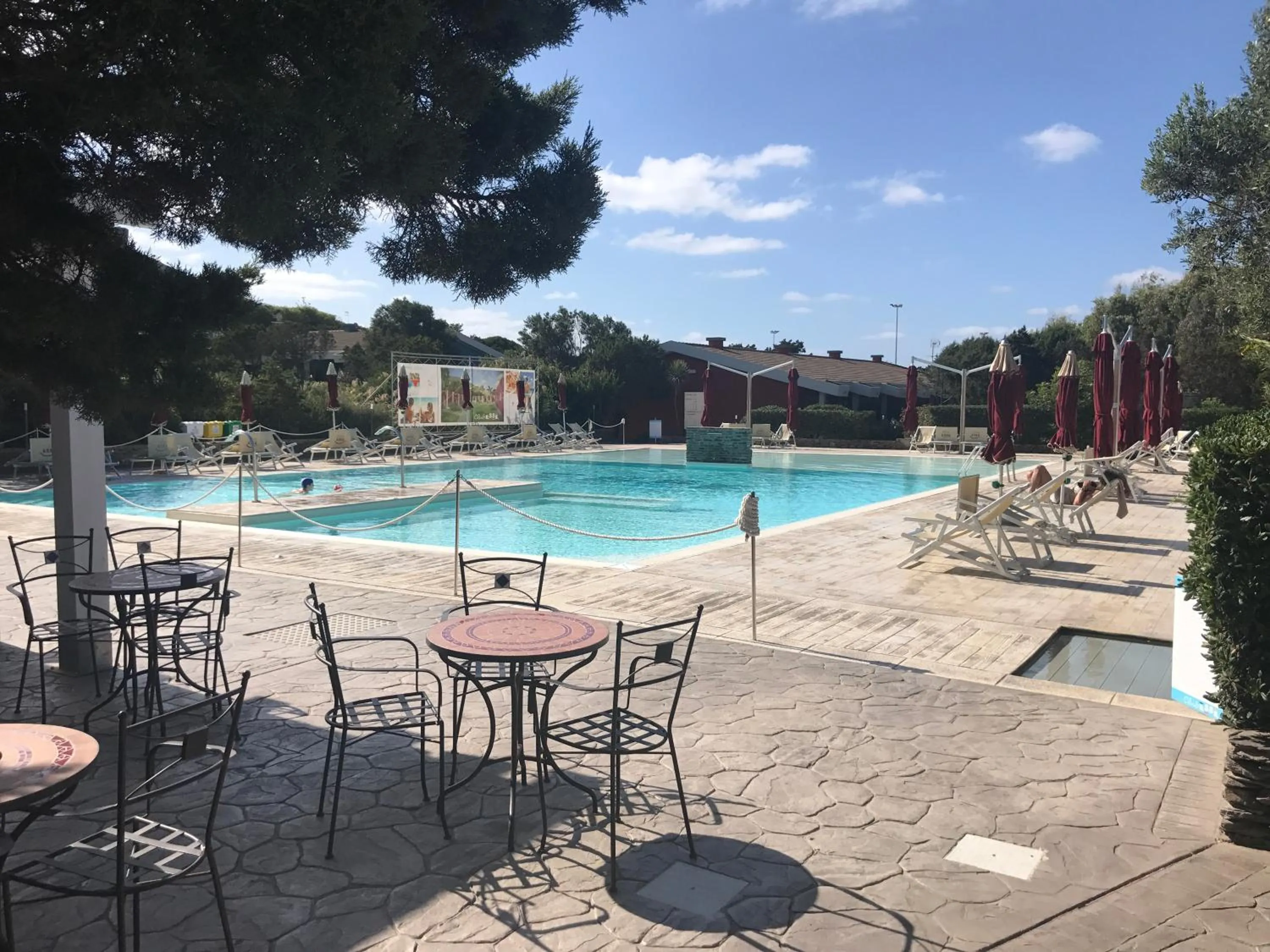 Swimming pool in Club Esse Sporting