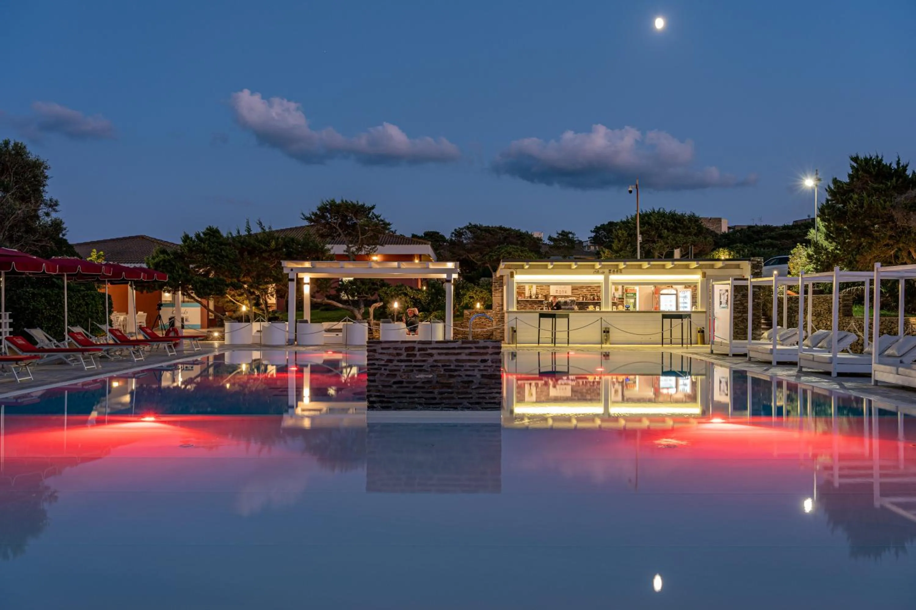 Pool view in Club Esse Sporting