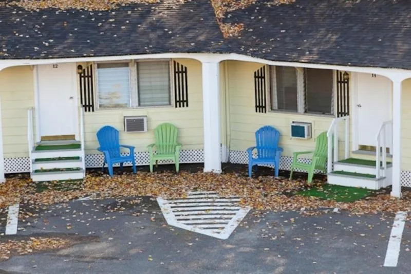 Area and facilities in Robbins Motel