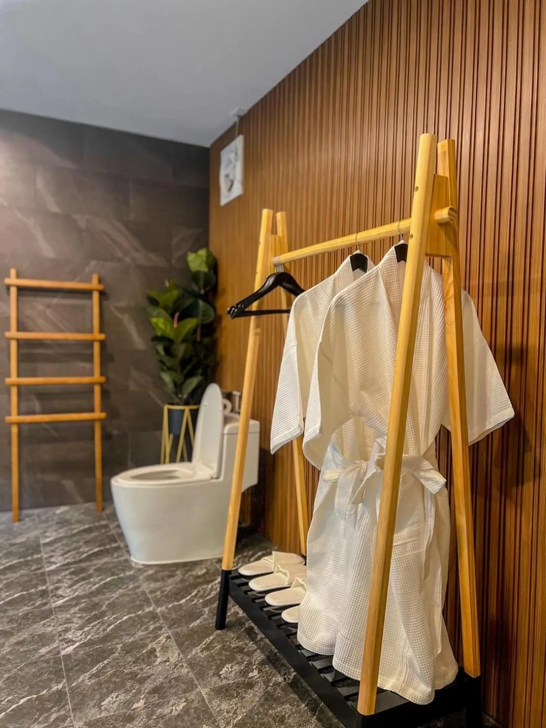 wardrobe in Natthapon Resort Kaeng Kachan