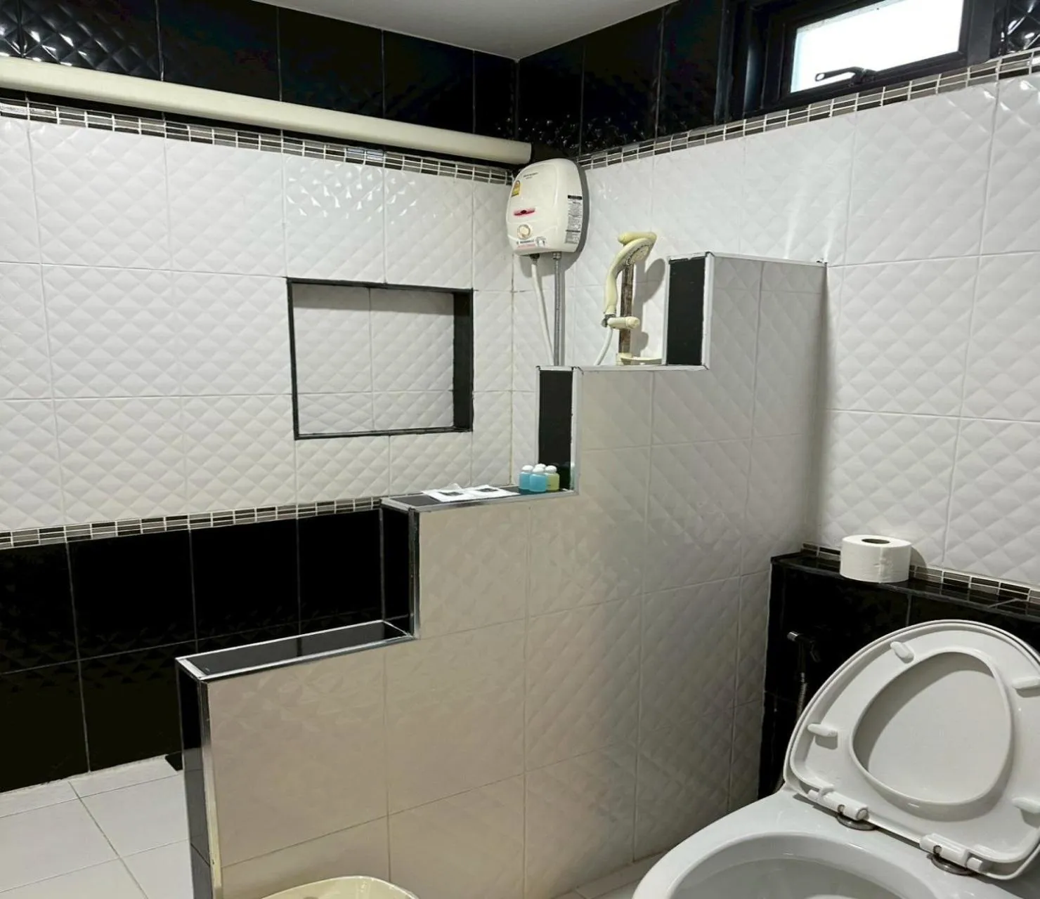 Bathroom in Natthapon Resort Kaeng Kachan