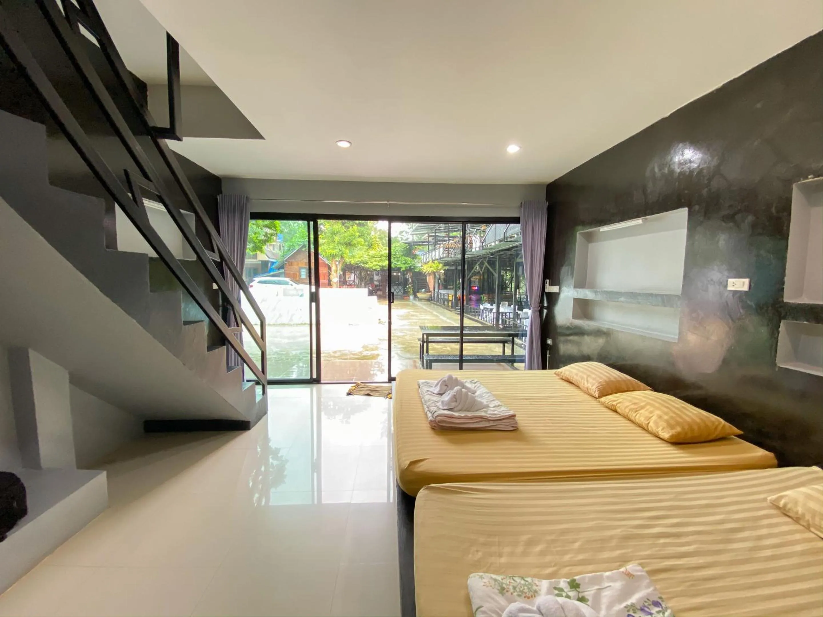 Bed in Natthapon Resort Kaeng Kachan