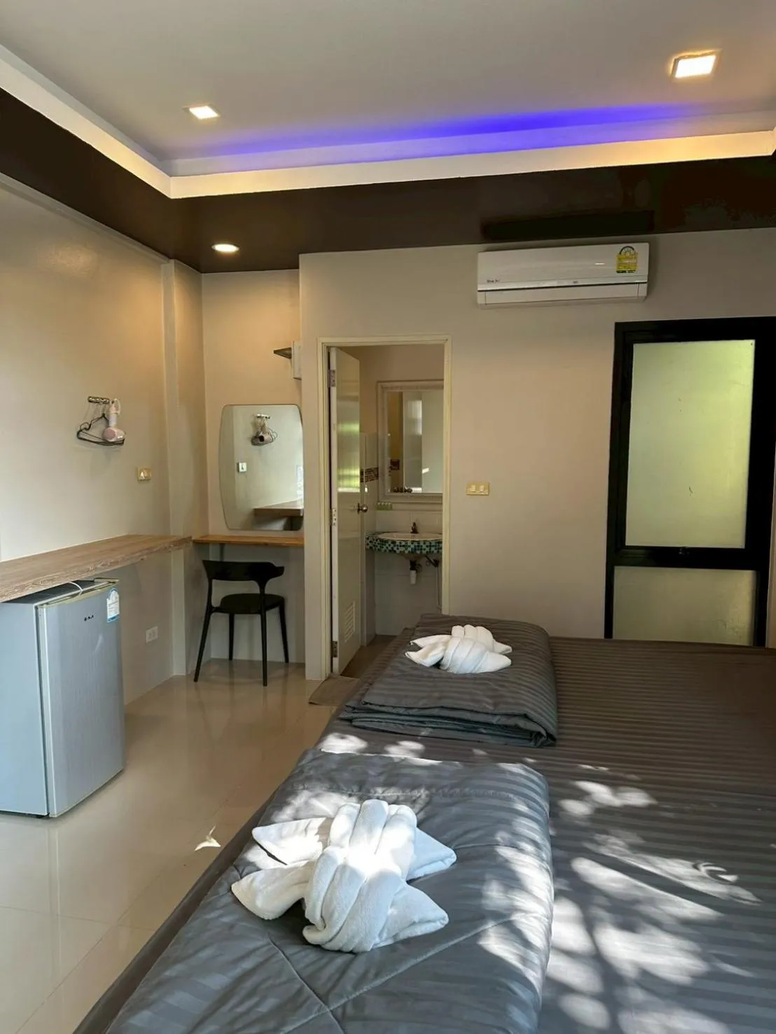 Guests in Natthapon Resort Kaeng Kachan