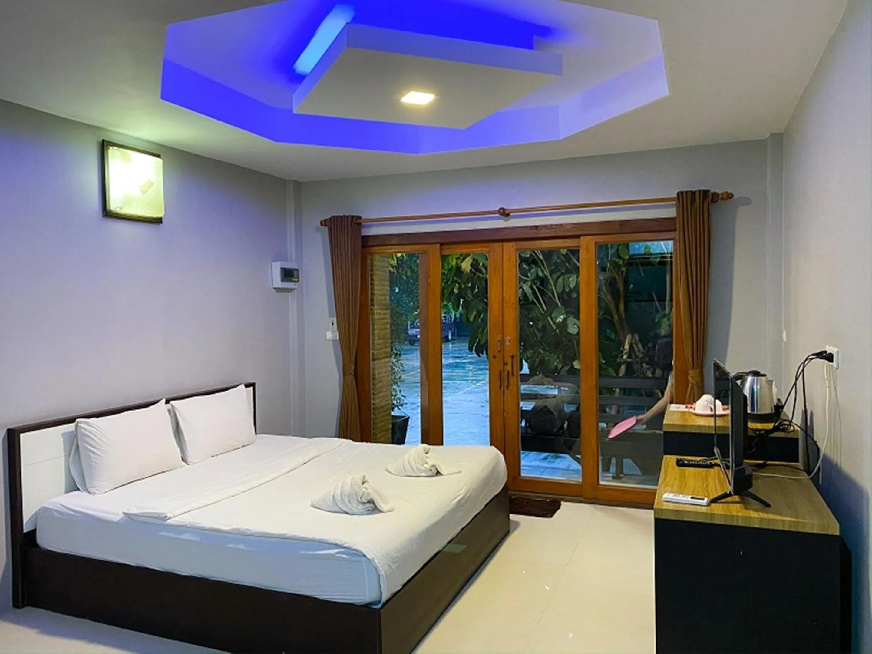 Bedroom, Bed in Natthapon Resort Kaeng Kachan