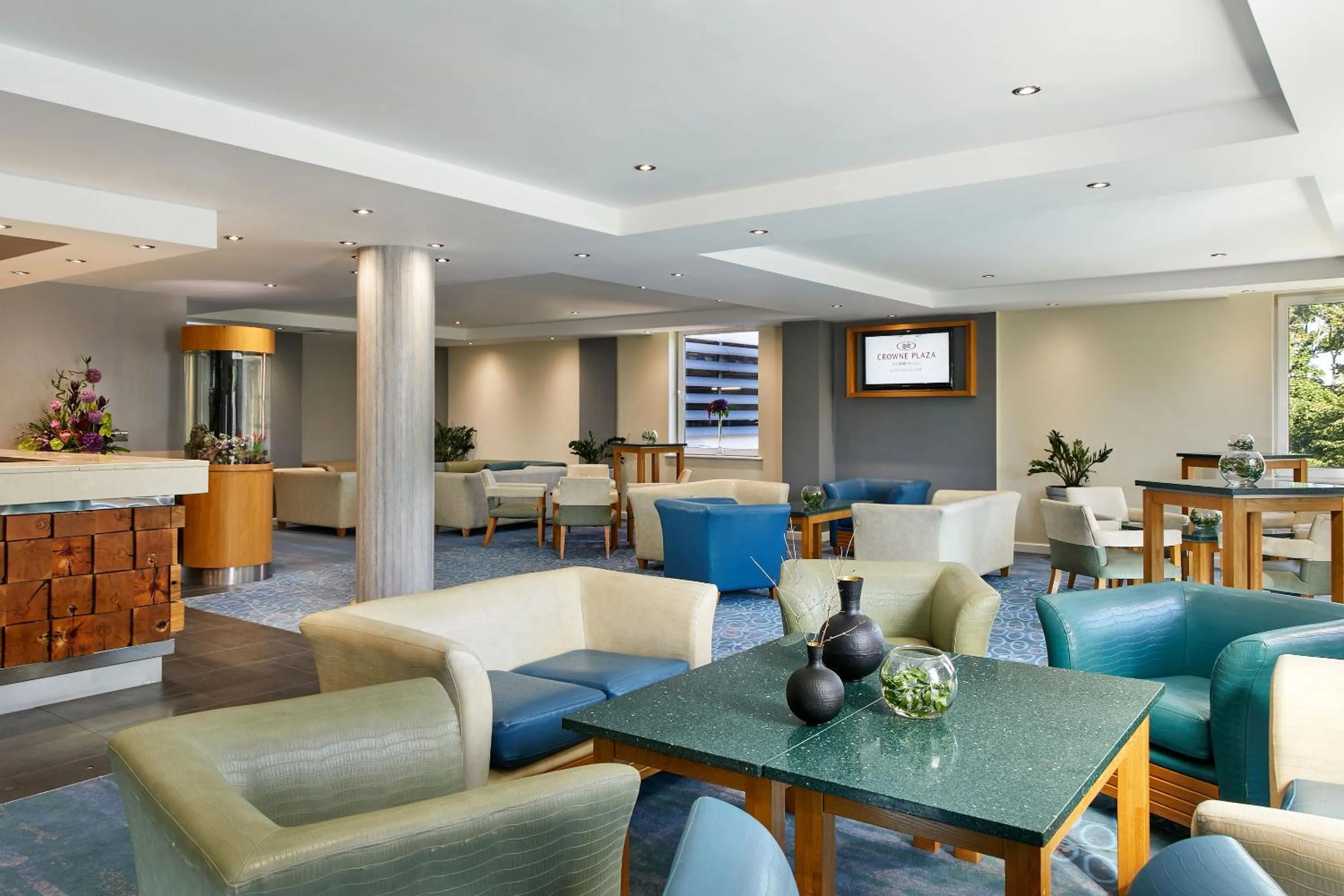 Restaurant/places to eat in Crowne Plaza Dublin Airport by IHG