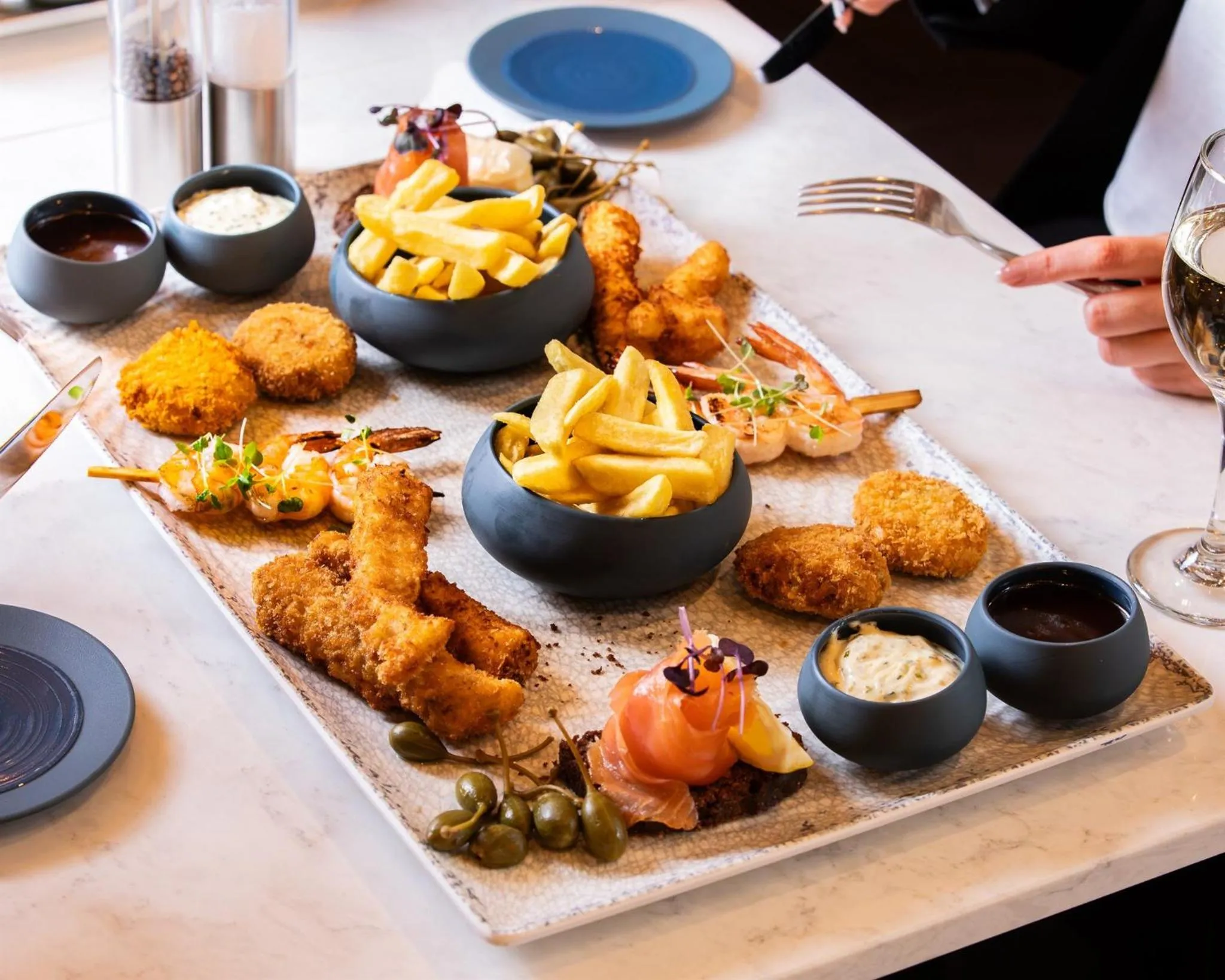 Restaurant/places to eat in Crowne Plaza Dublin Airport by IHG