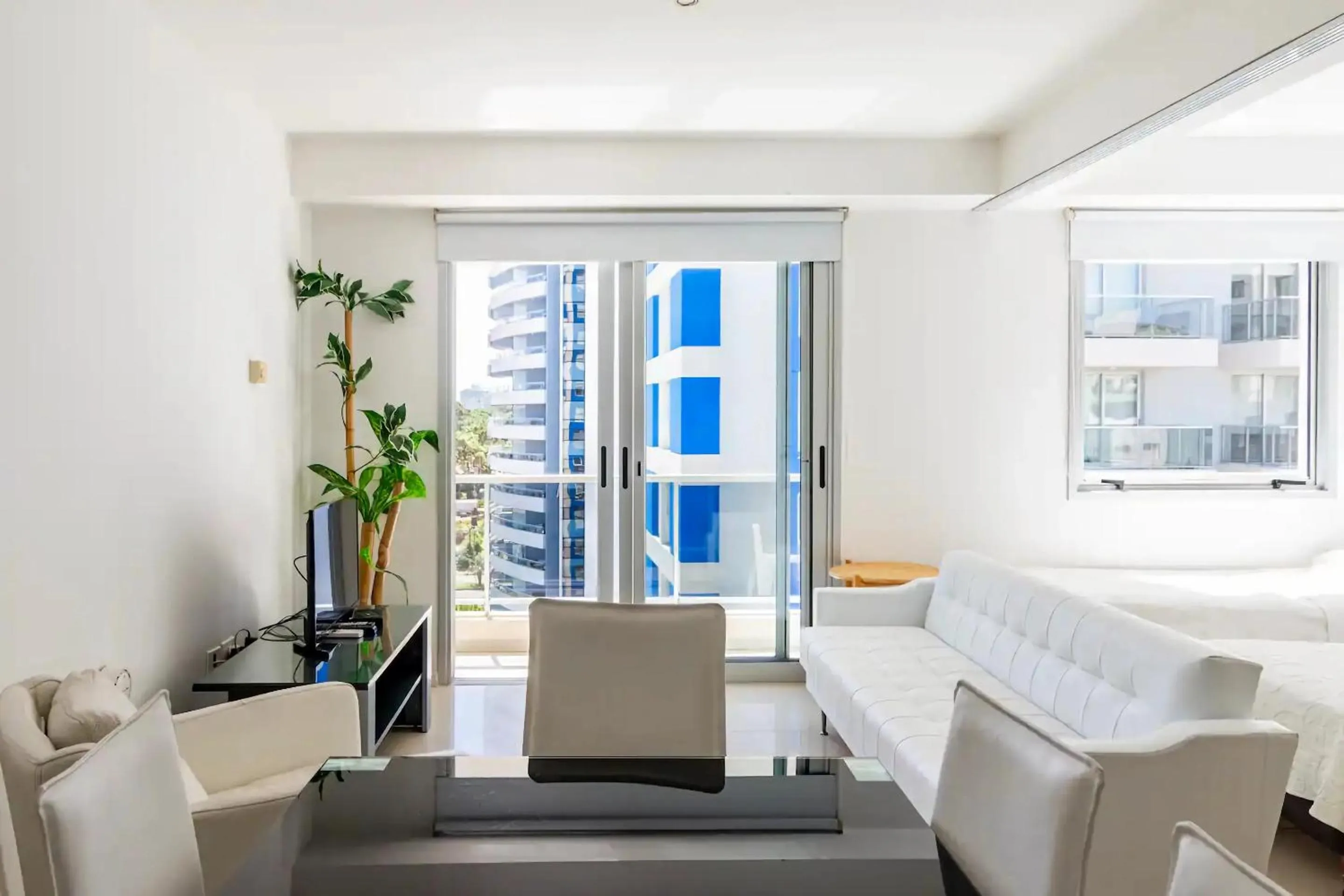 Living room in Arenas del Mar Apartments