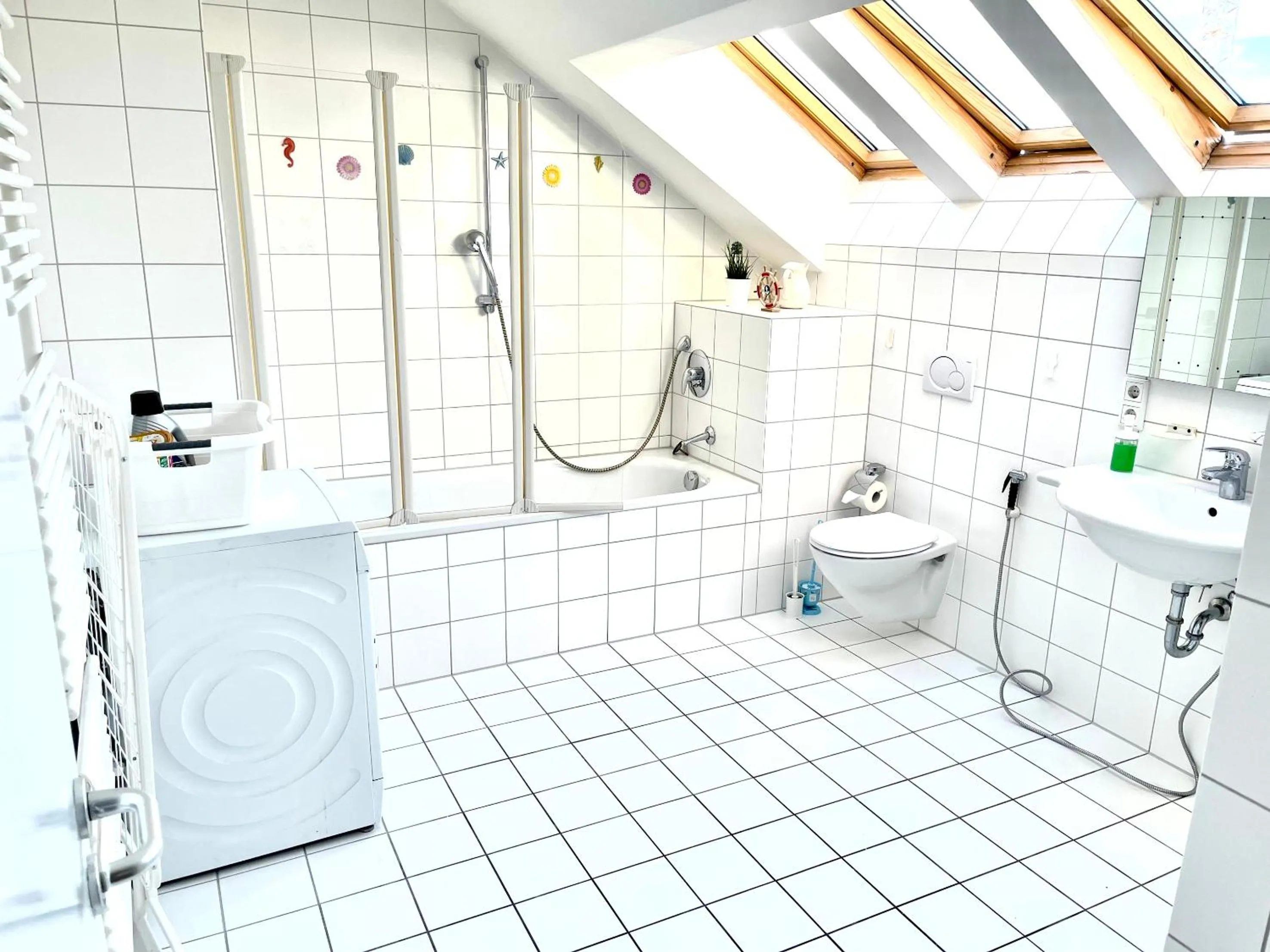 Bathroom in Baynunah Suites Aparthotel