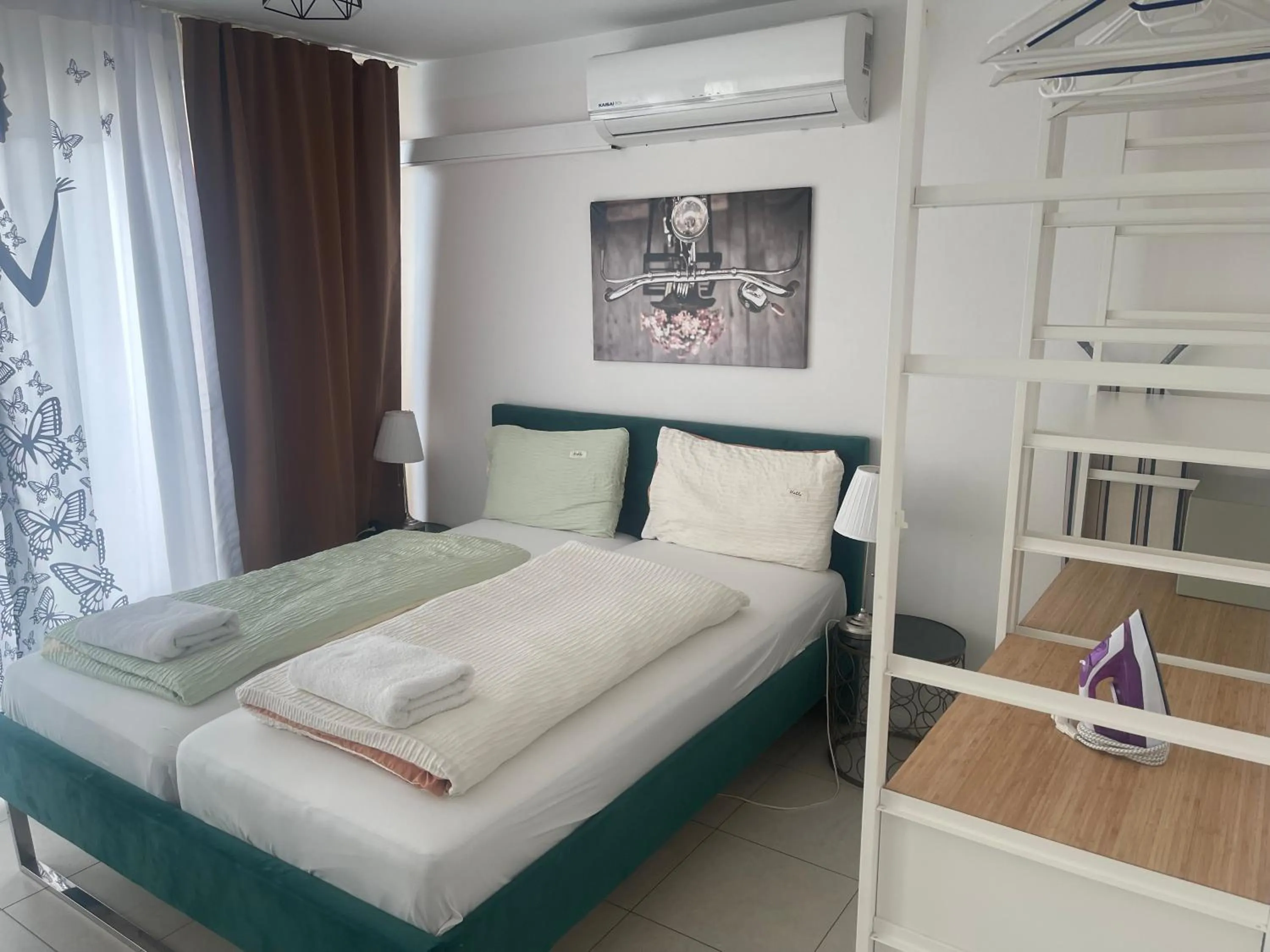 Bedroom, Bed in Baynunah Suites Aparthotel