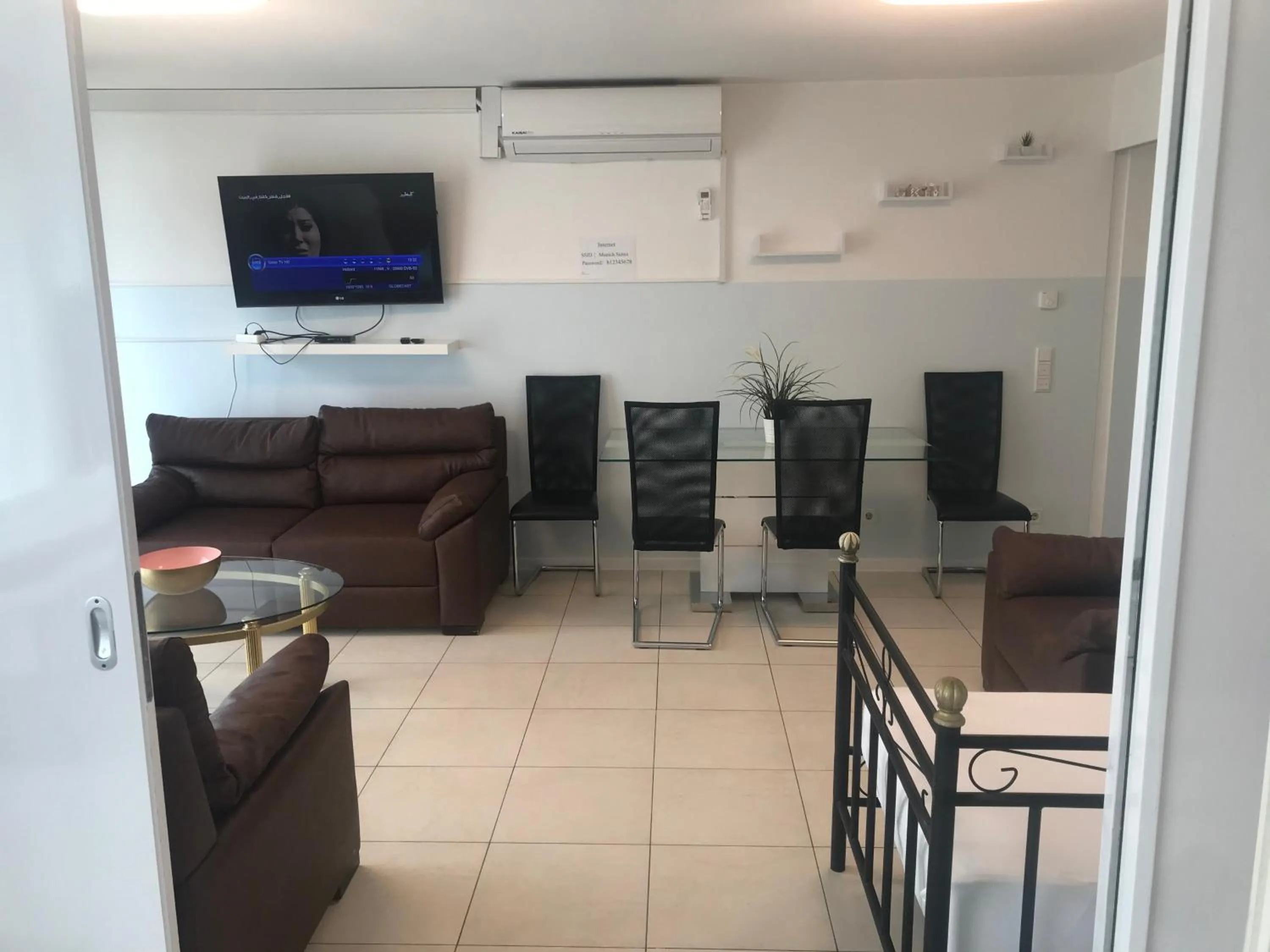 Living room in Baynunah Suites Aparthotel
