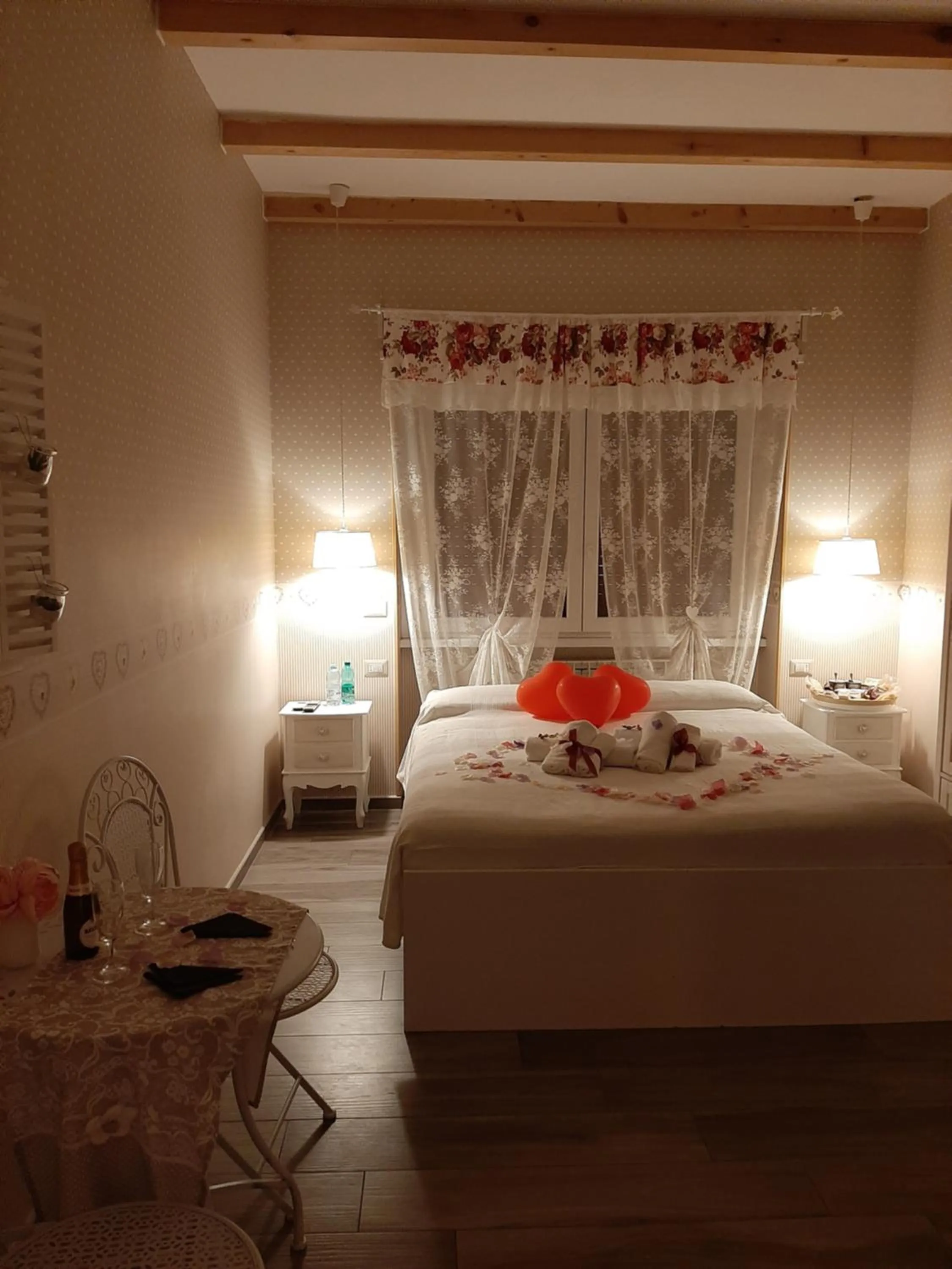 Bedroom, Bed in Il Mare Di Roma Luxury