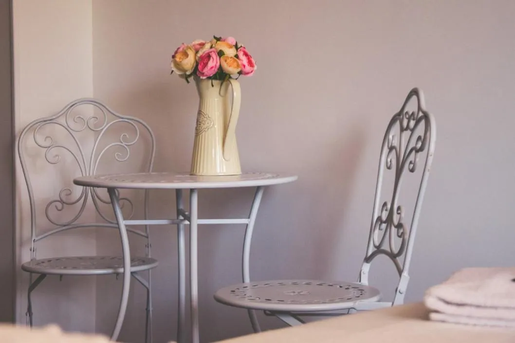 Decorative detail in Il Mare Di Roma Luxury