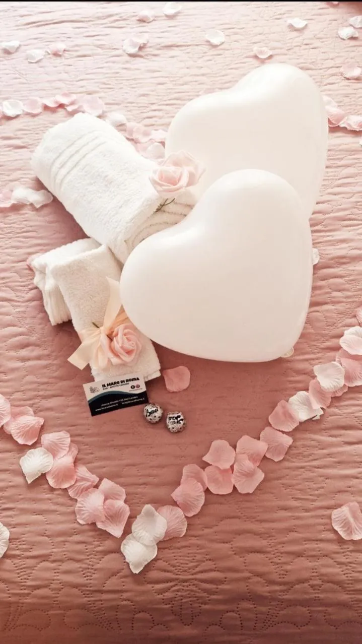 Decorative detail in Il Mare Di Roma Luxury