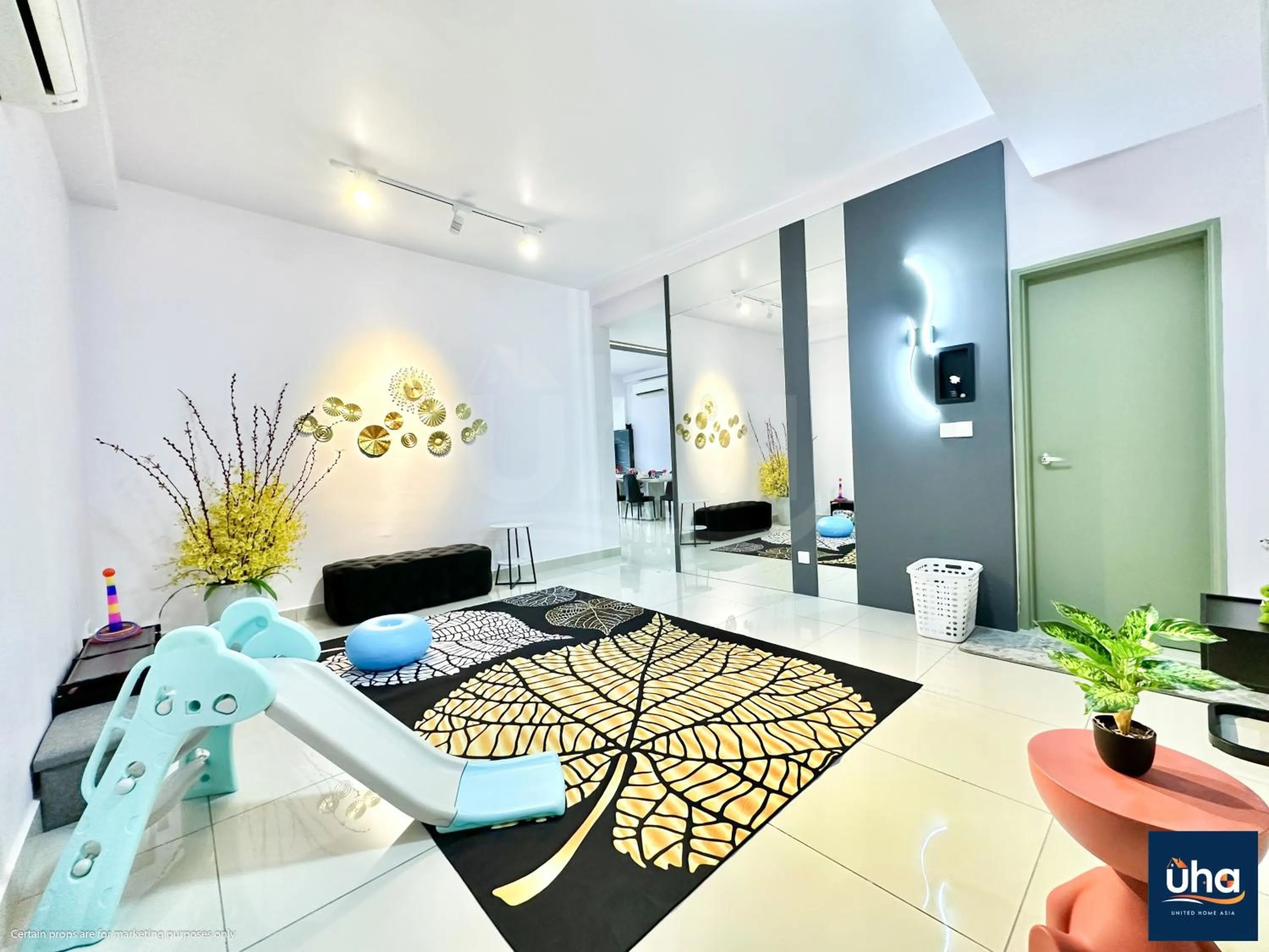 Living room in Pangsapuri Meridian by RR JBcity