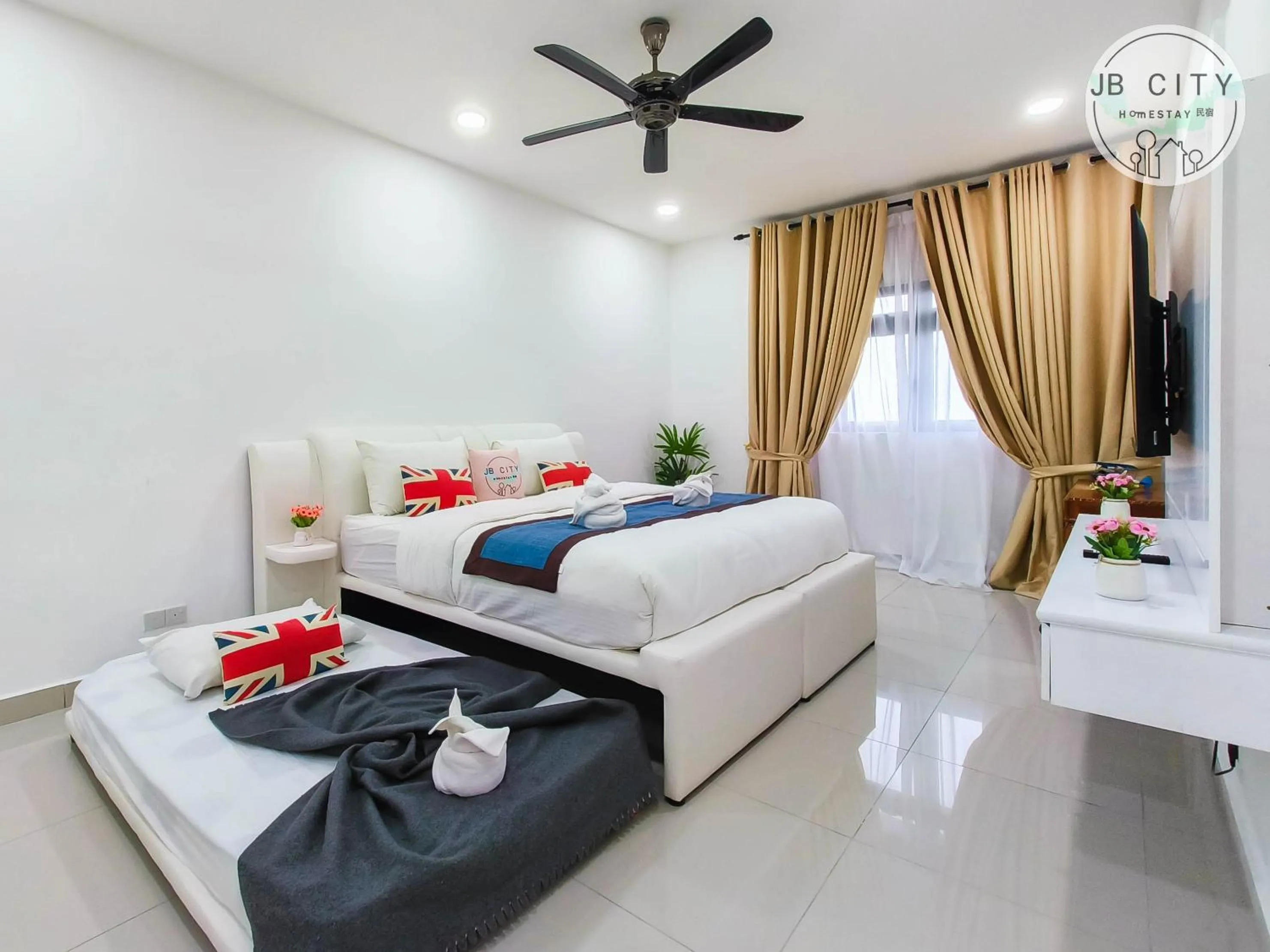 Bed in Pangsapuri Meridian by RR JBcity