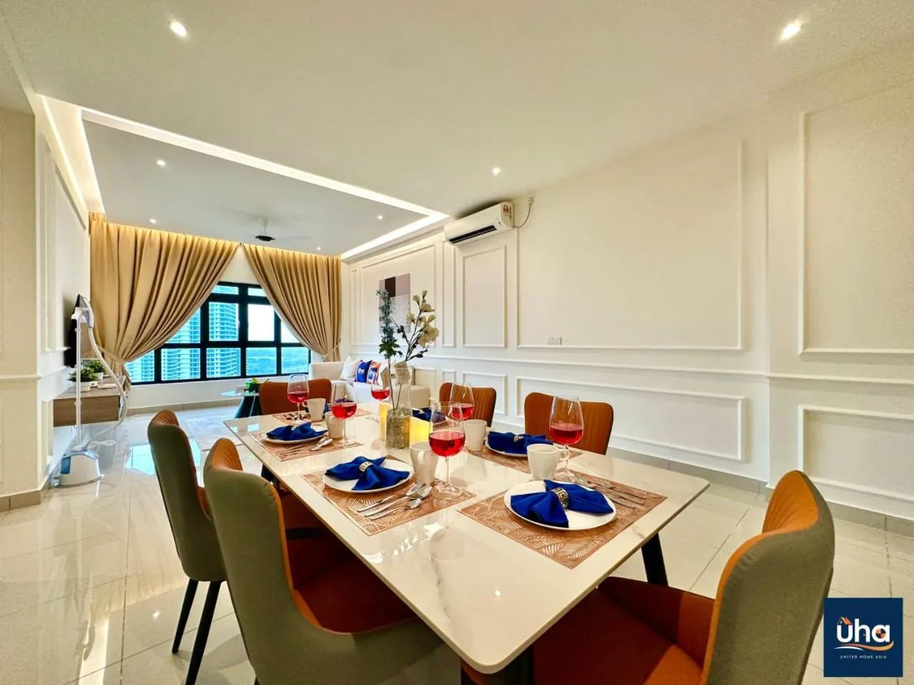 Dining area in Pangsapuri Meridian by RR JBcity