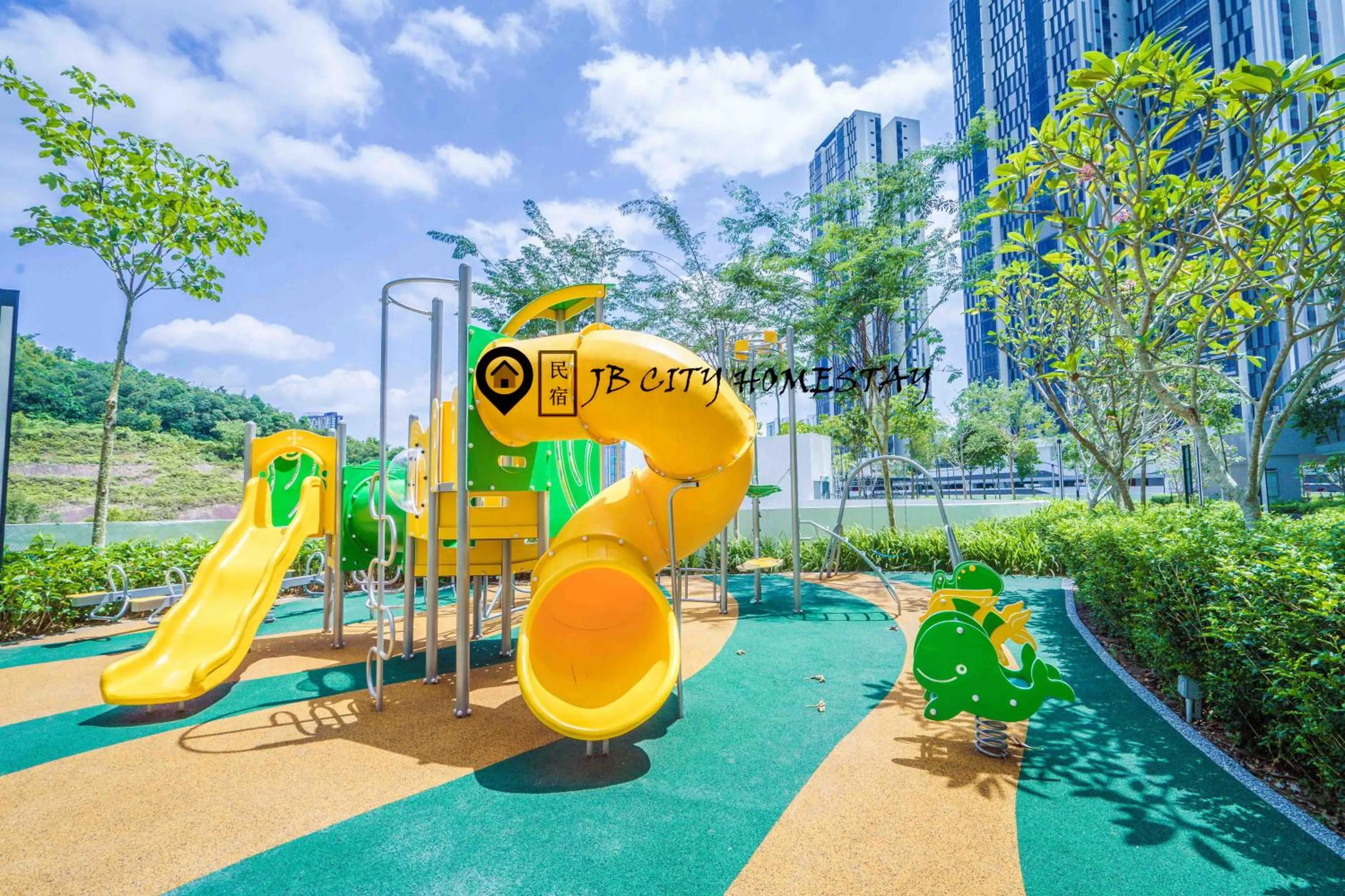Children play ground in Pangsapuri Meridian by RR JBcity