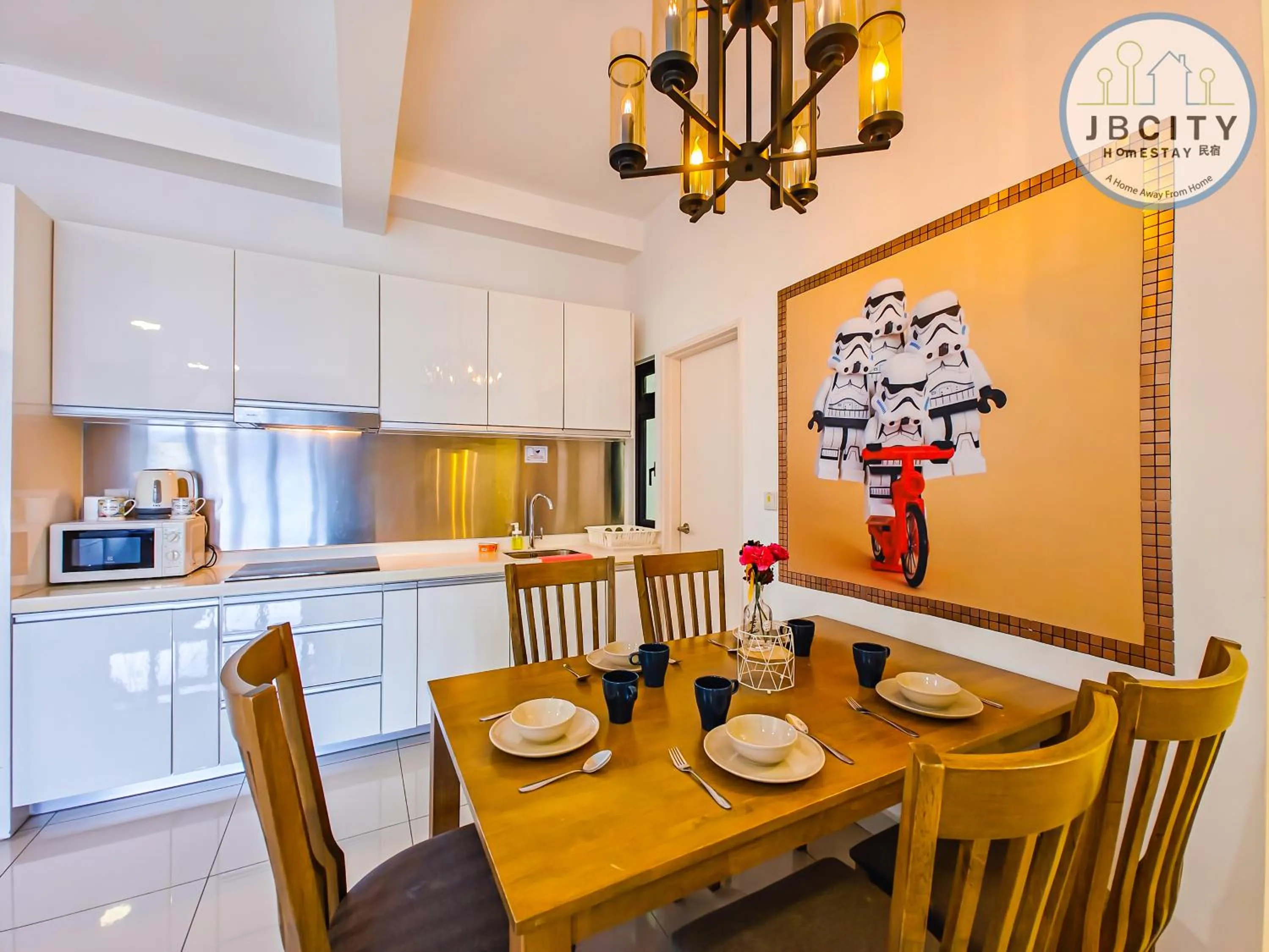Kitchen or kitchenette in Pangsapuri Meridian by RR JBcity