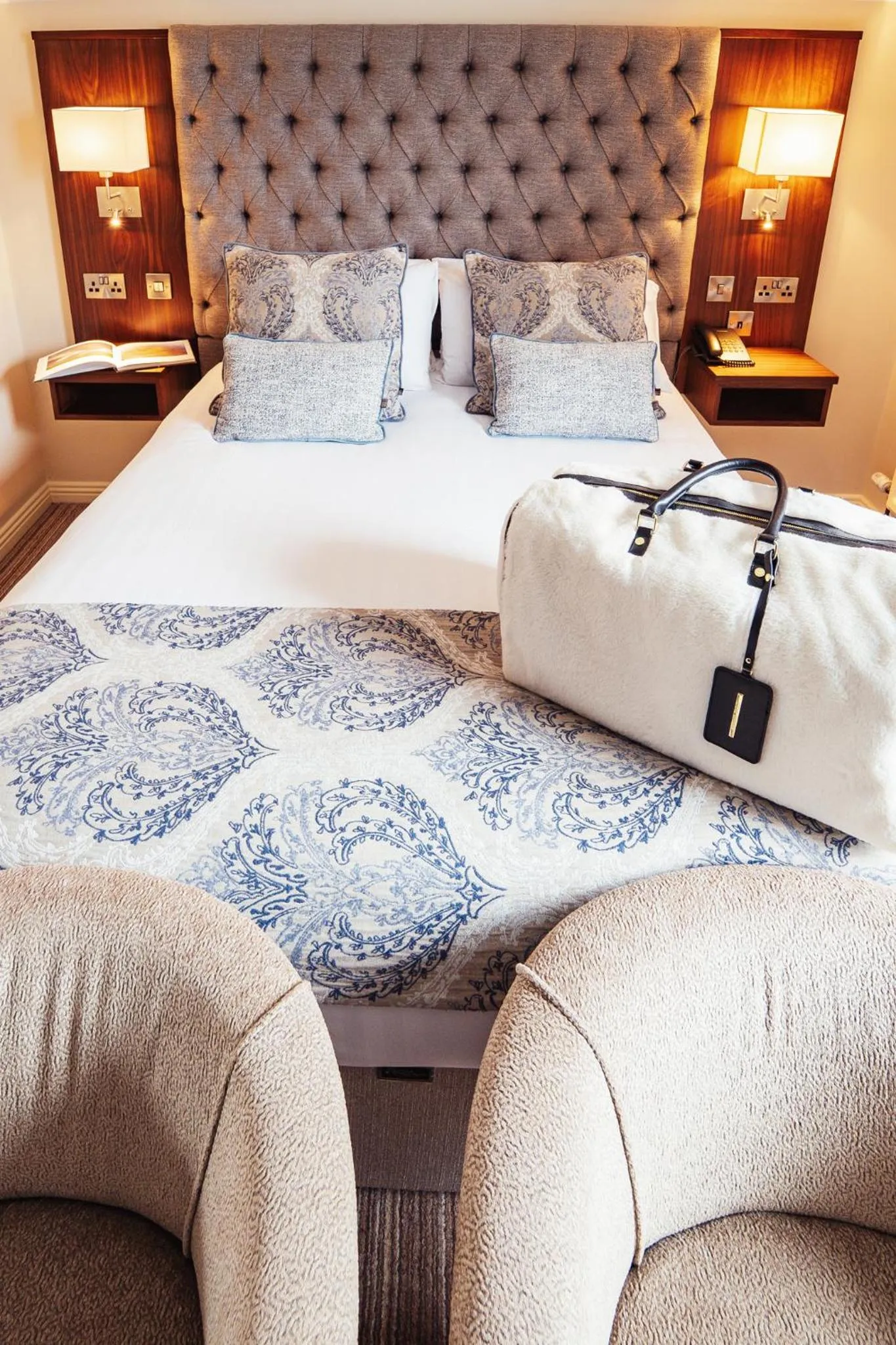 Bed in The Wyatt Hotel