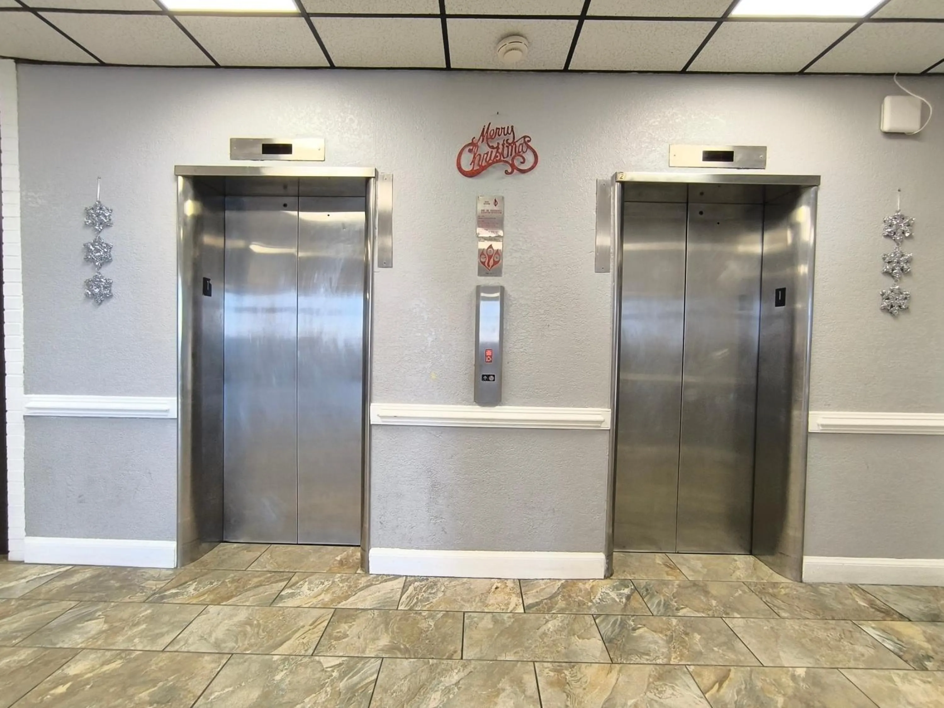 elevator in Ocean Resort