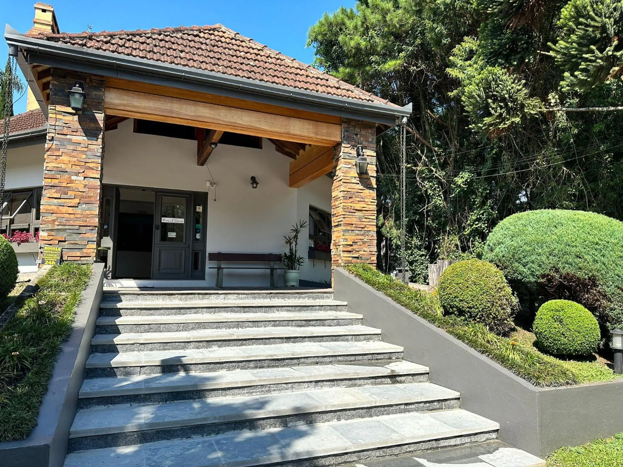 Property building in Pousada Villa Verde