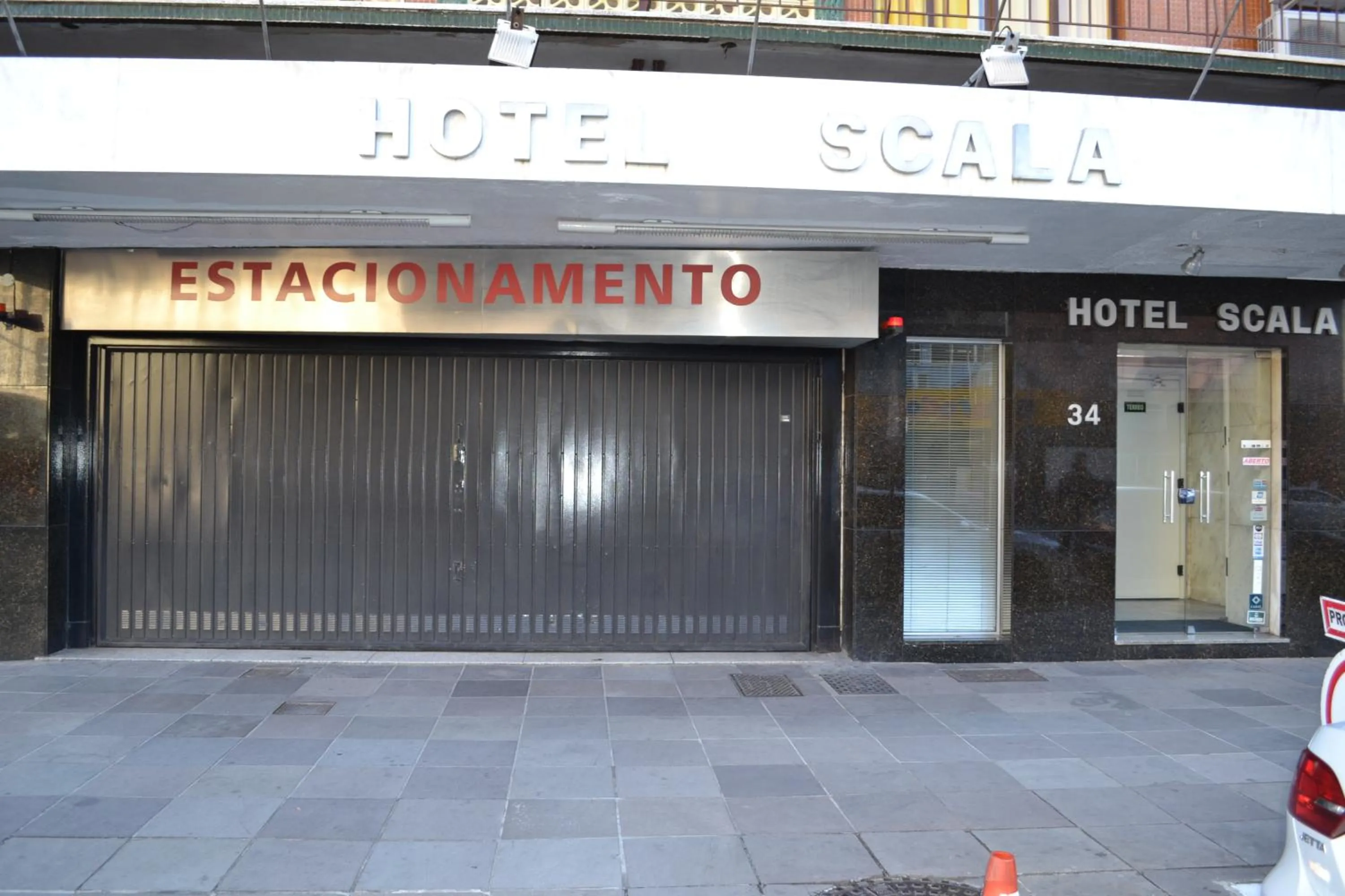 Facade/entrance in Hotel Scala