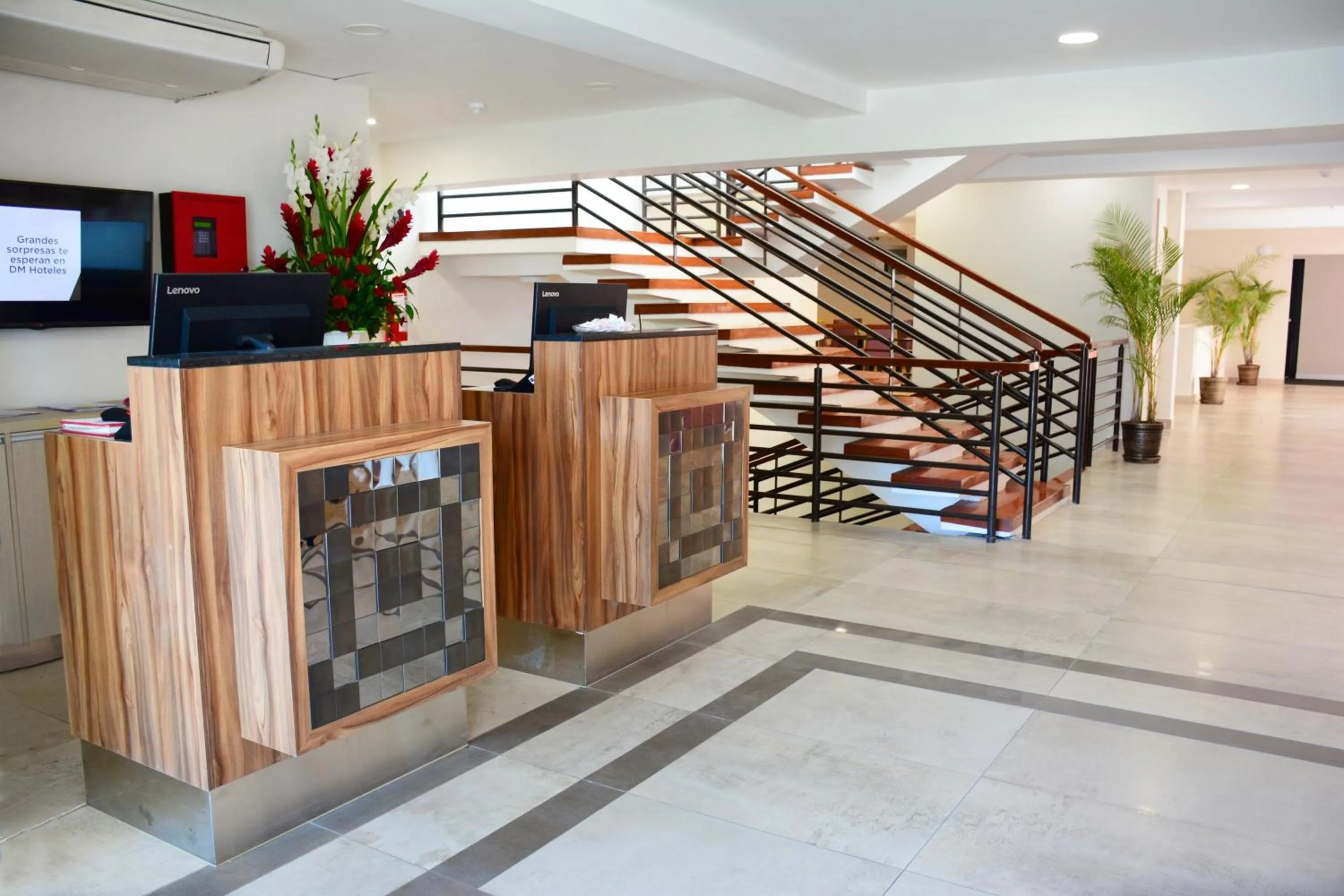 Lobby or reception in DM Hoteles Moquegua