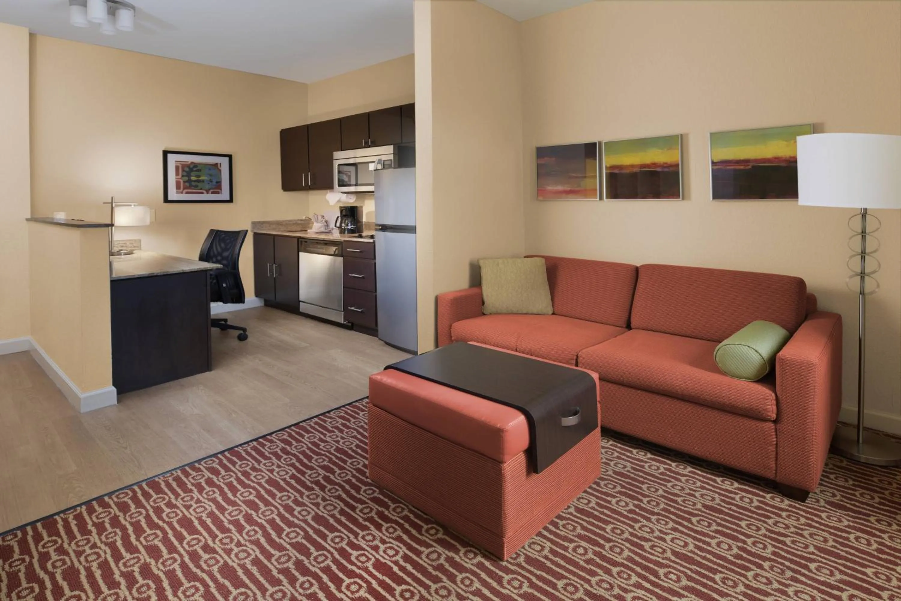 Living room in TownePlace Suites by Marriott Lake Jackson Clute
