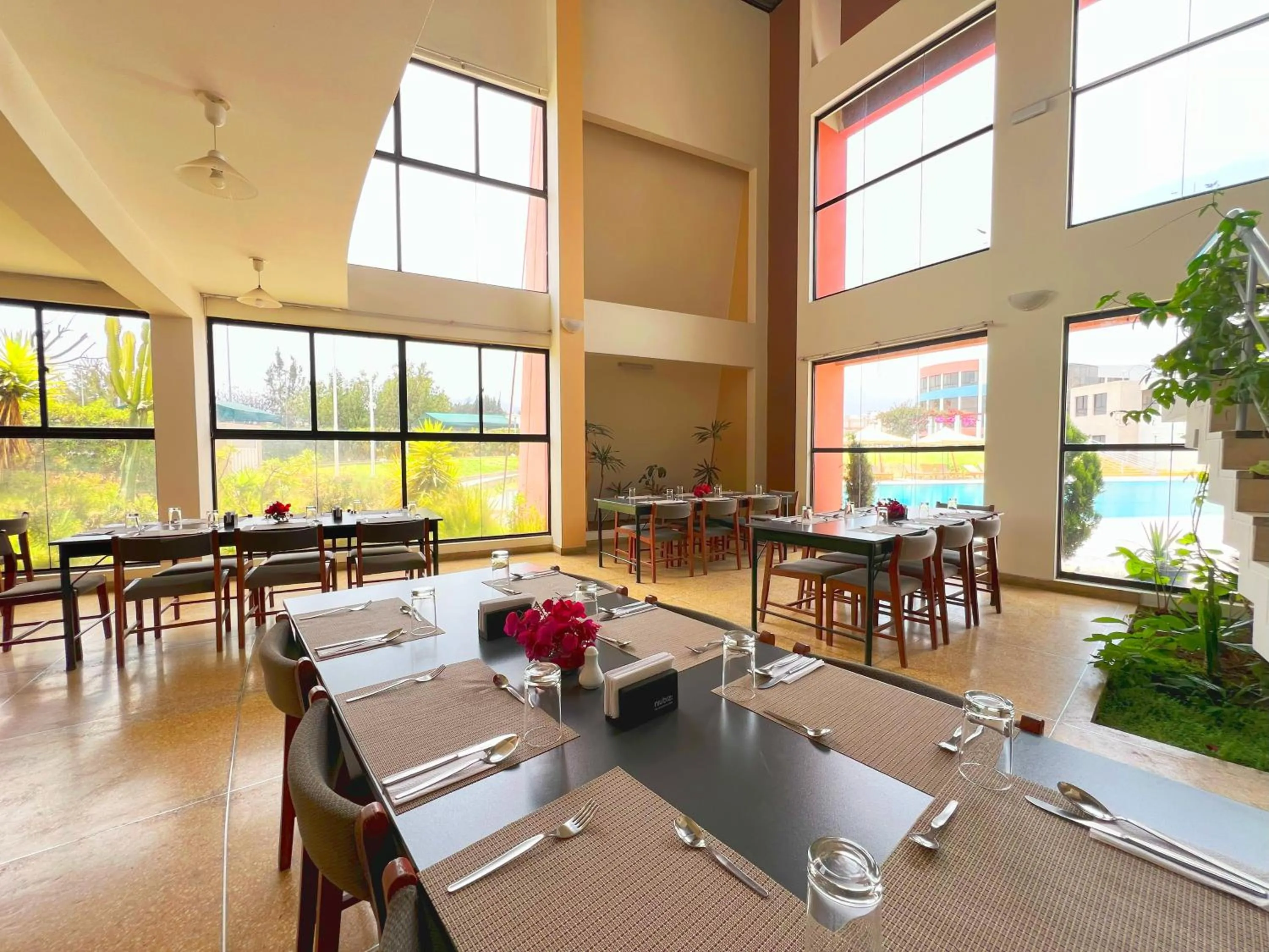 Restaurant/places to eat in DM Hoteles Arequipa