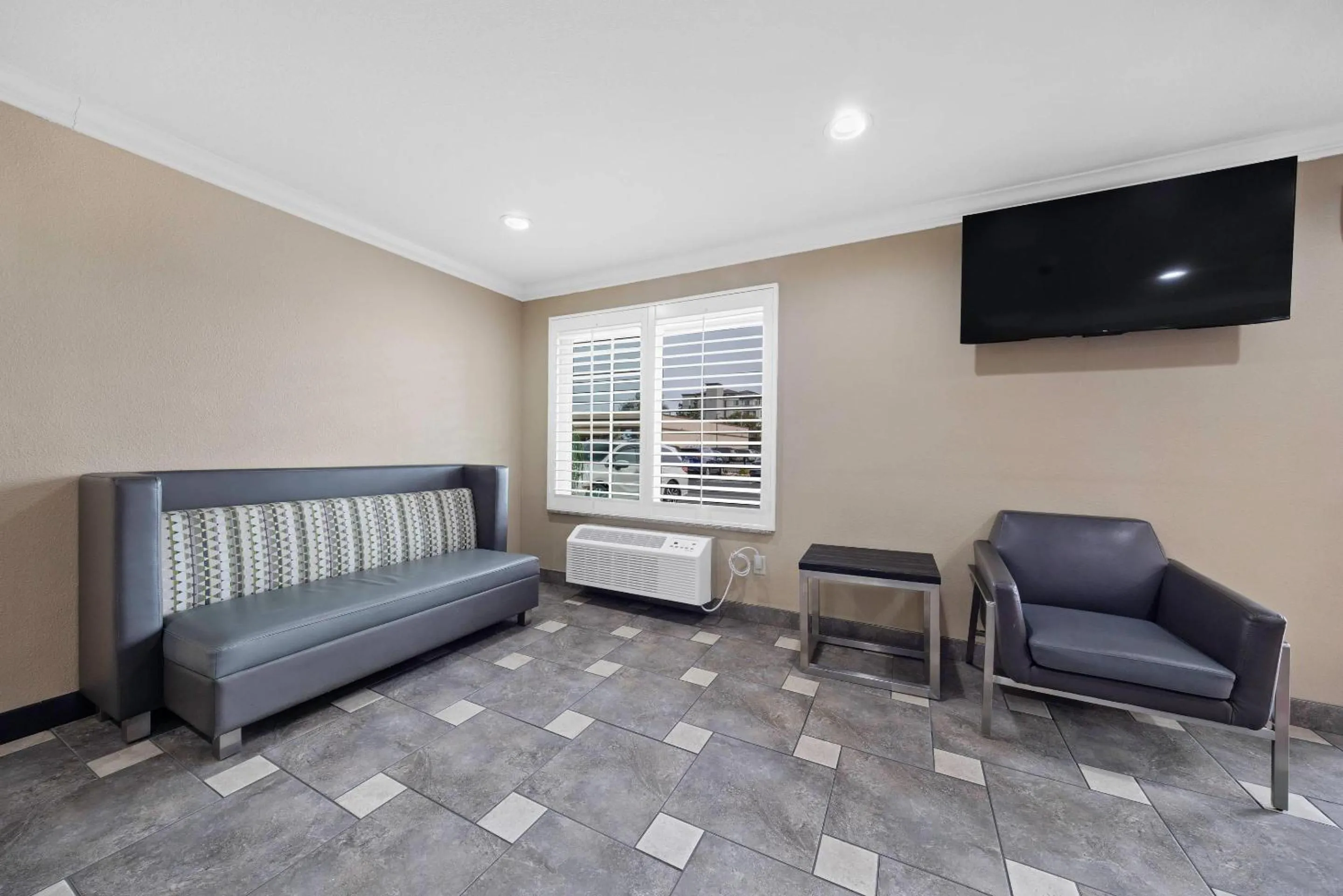 Lobby or reception in Econo Lodge Inn & Suites Escondido Downtown