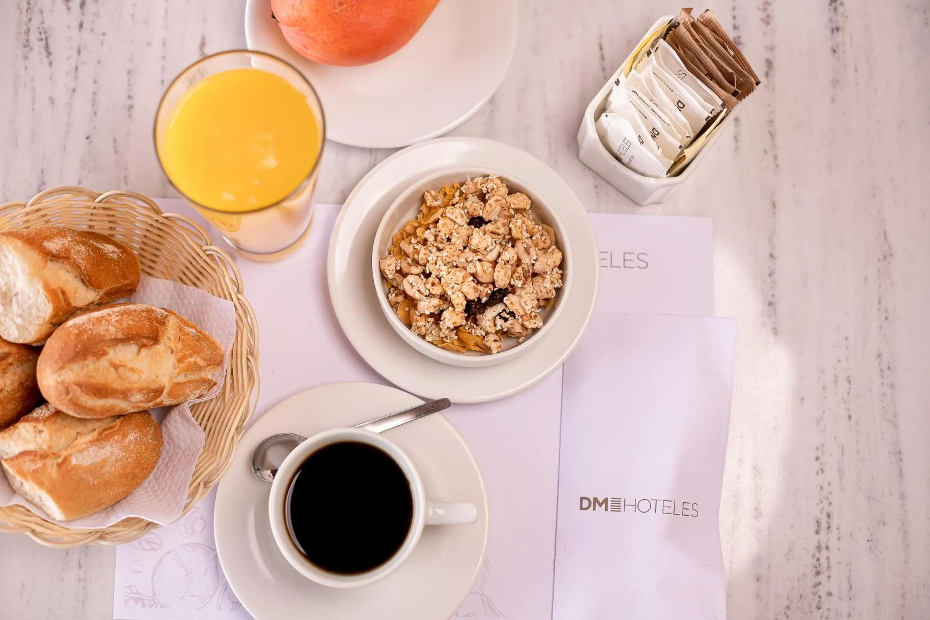 Breakfast in DM Hoteles Tacna