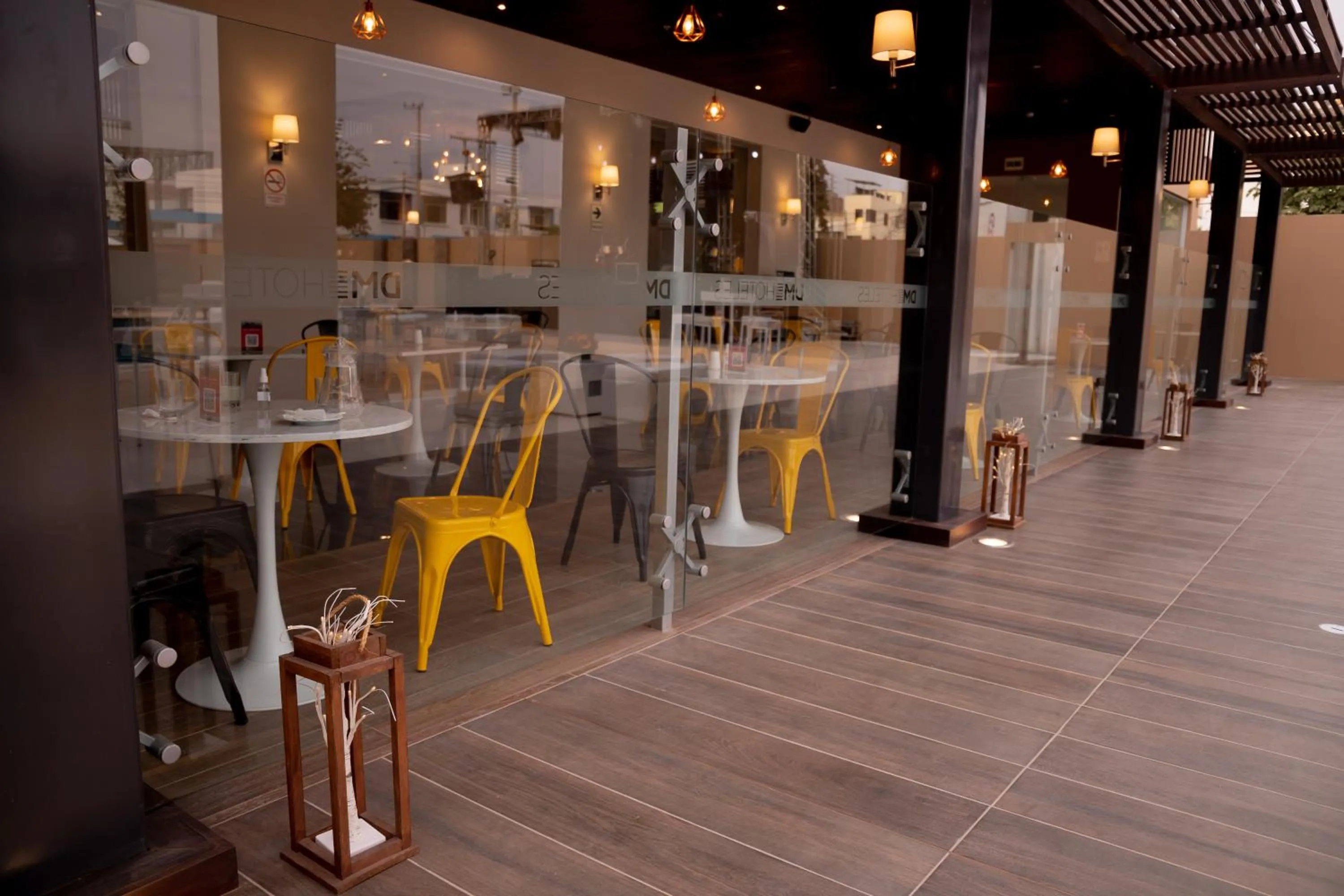 Lounge or bar in DM Hoteles Tacna