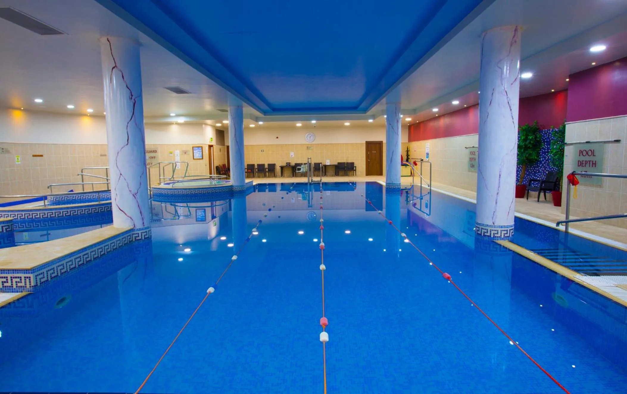Swimming pool in Knightsbrook Hotel & Golf Resort