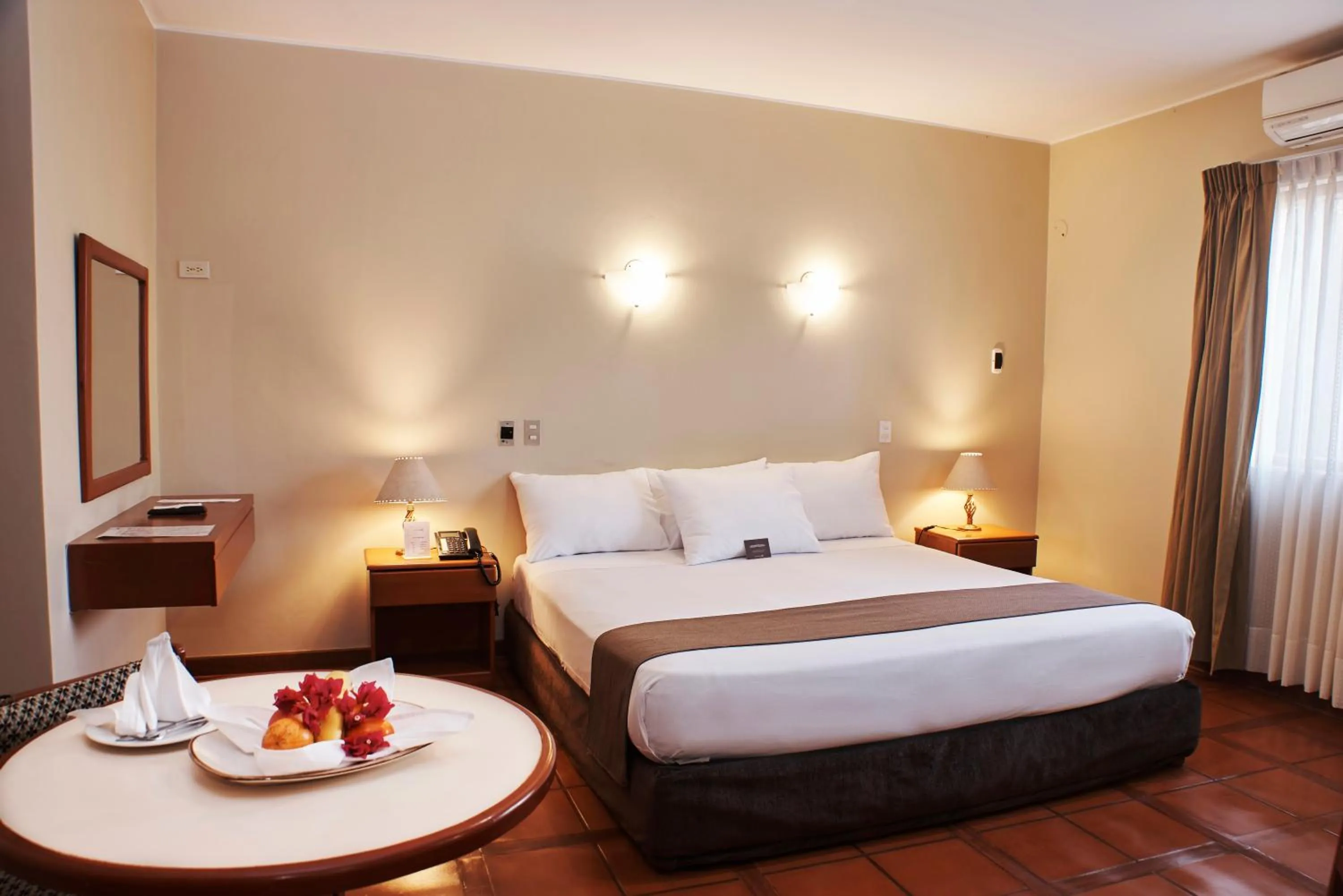 Bedroom, Bed in DM Hoteles Nasca