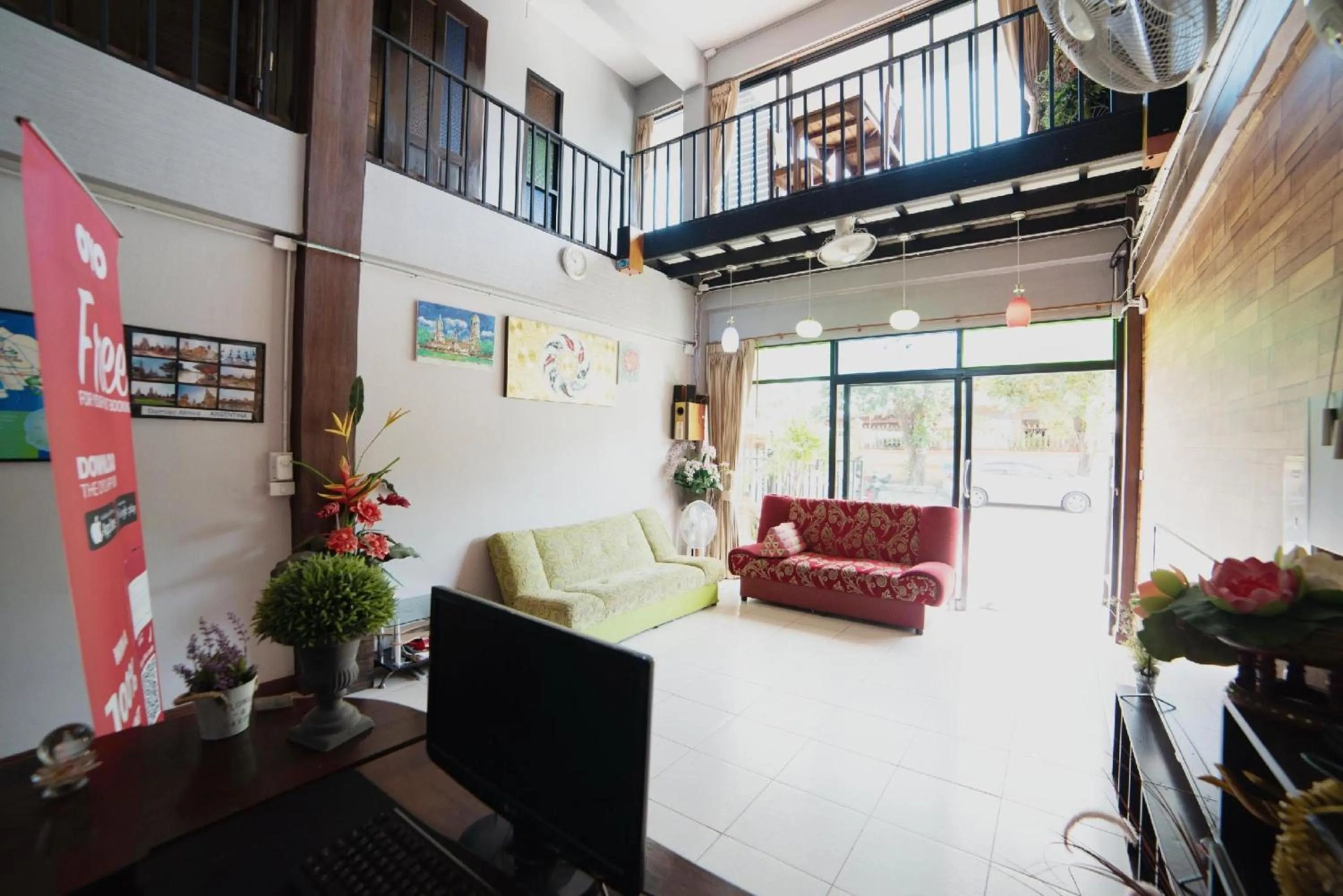 Lobby or reception in OYO 465 Krung Kao Traveller Lodge