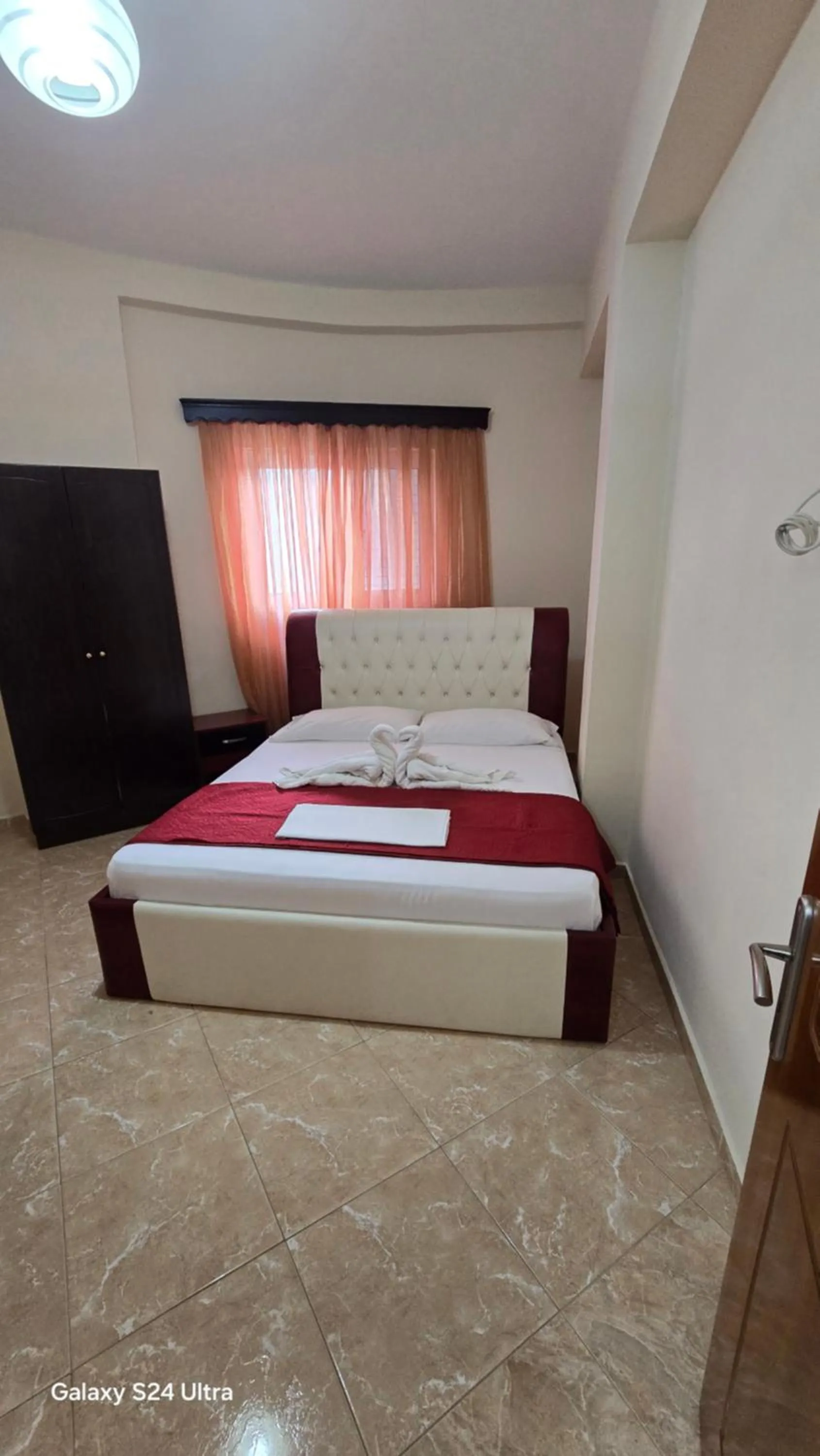 Bed in Vila Zeqo Muka 1