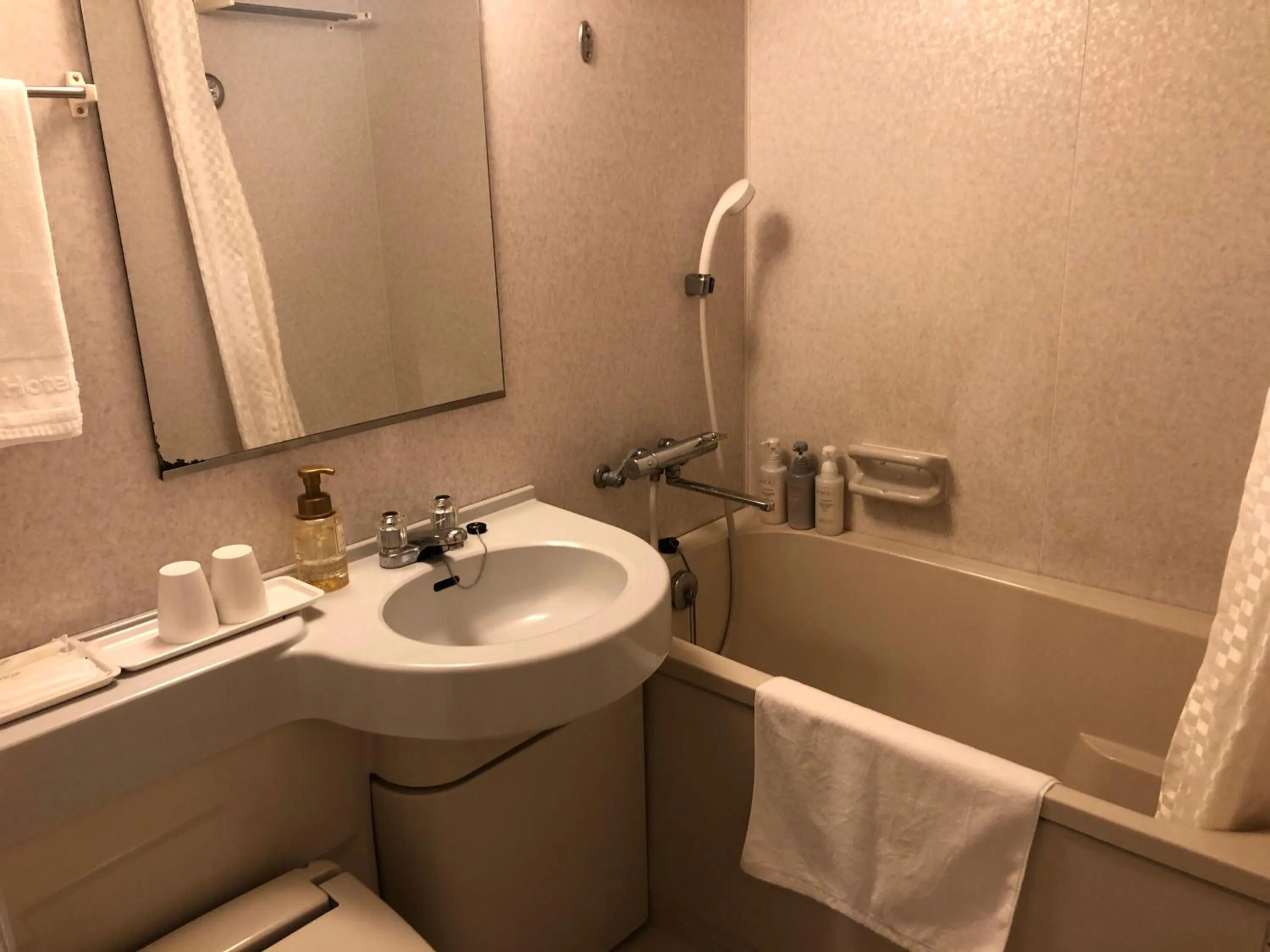 Bathroom in Naha Beach Side Hotel