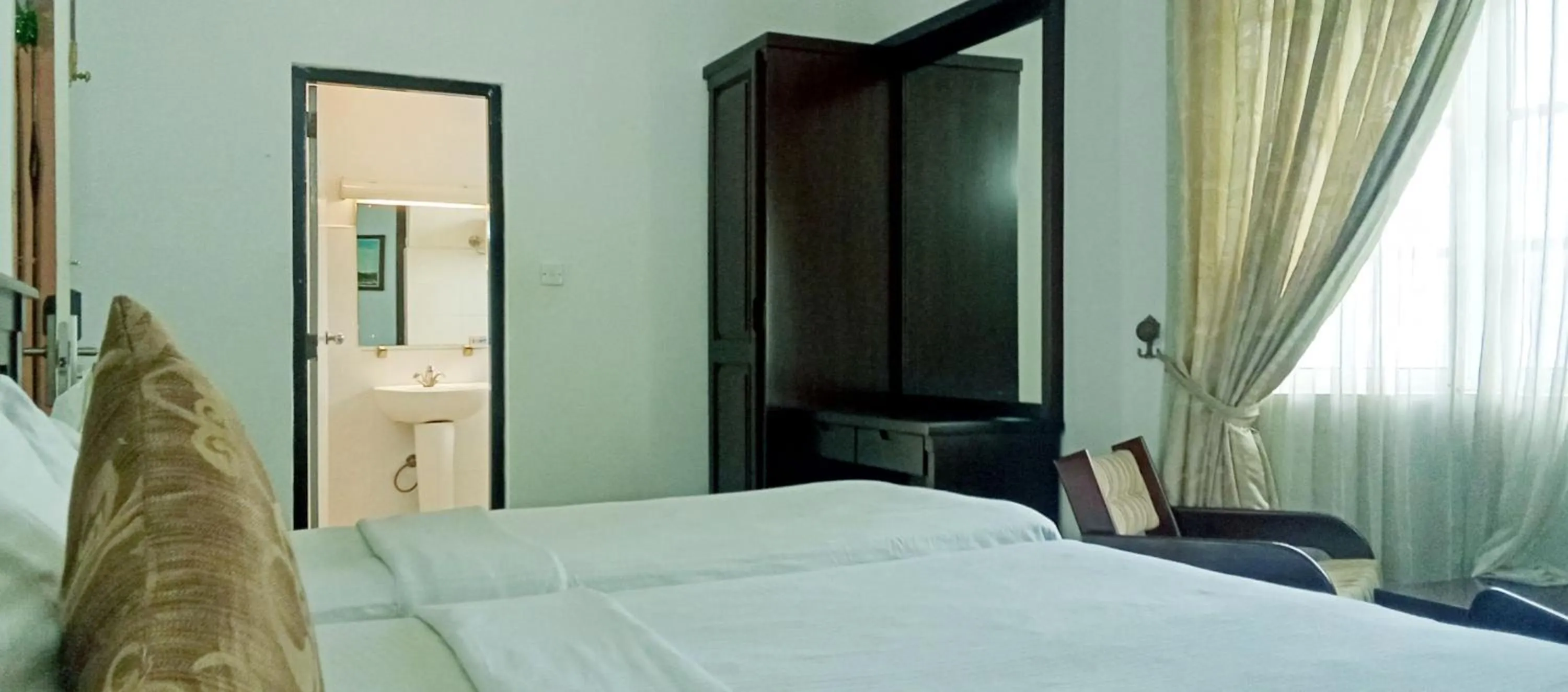 Bedroom, Bed in The Rock Hotel