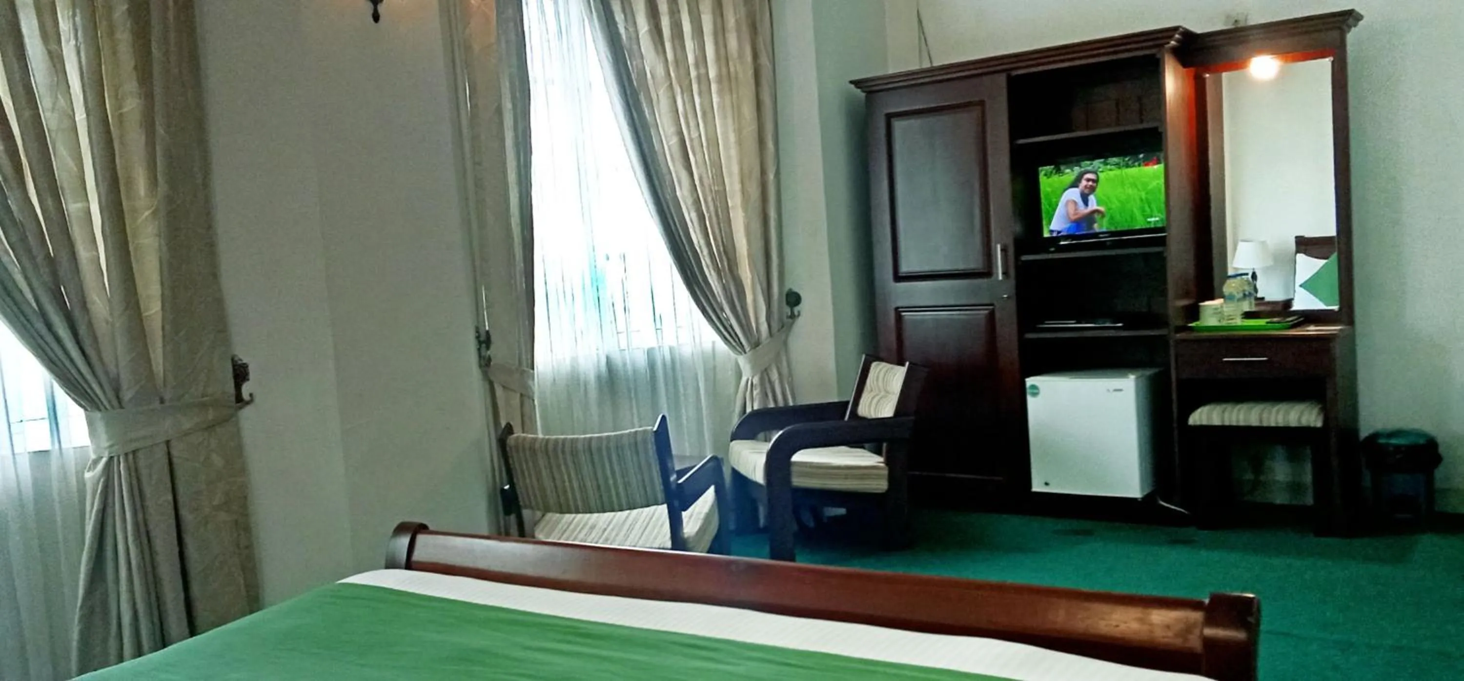 Bedroom, Bed in The Rock Hotel