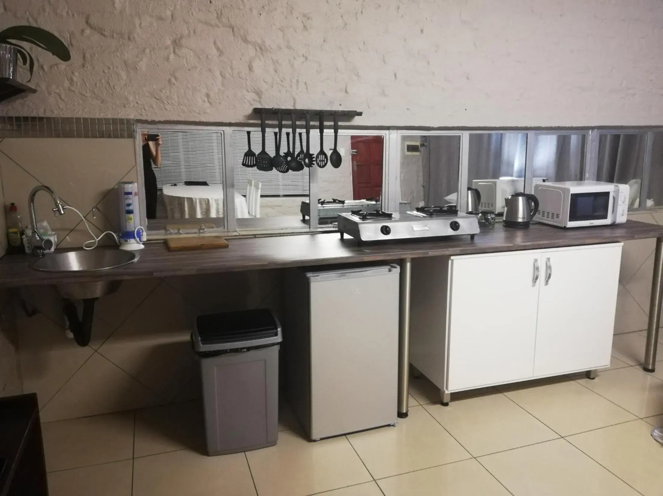 Deluxe Double Room with Shower - single occupancy in Garsfontein Bed and Breakfast Deluxe Double Room with Shower - single occupancy in Garsfontein Bed and Breakfast