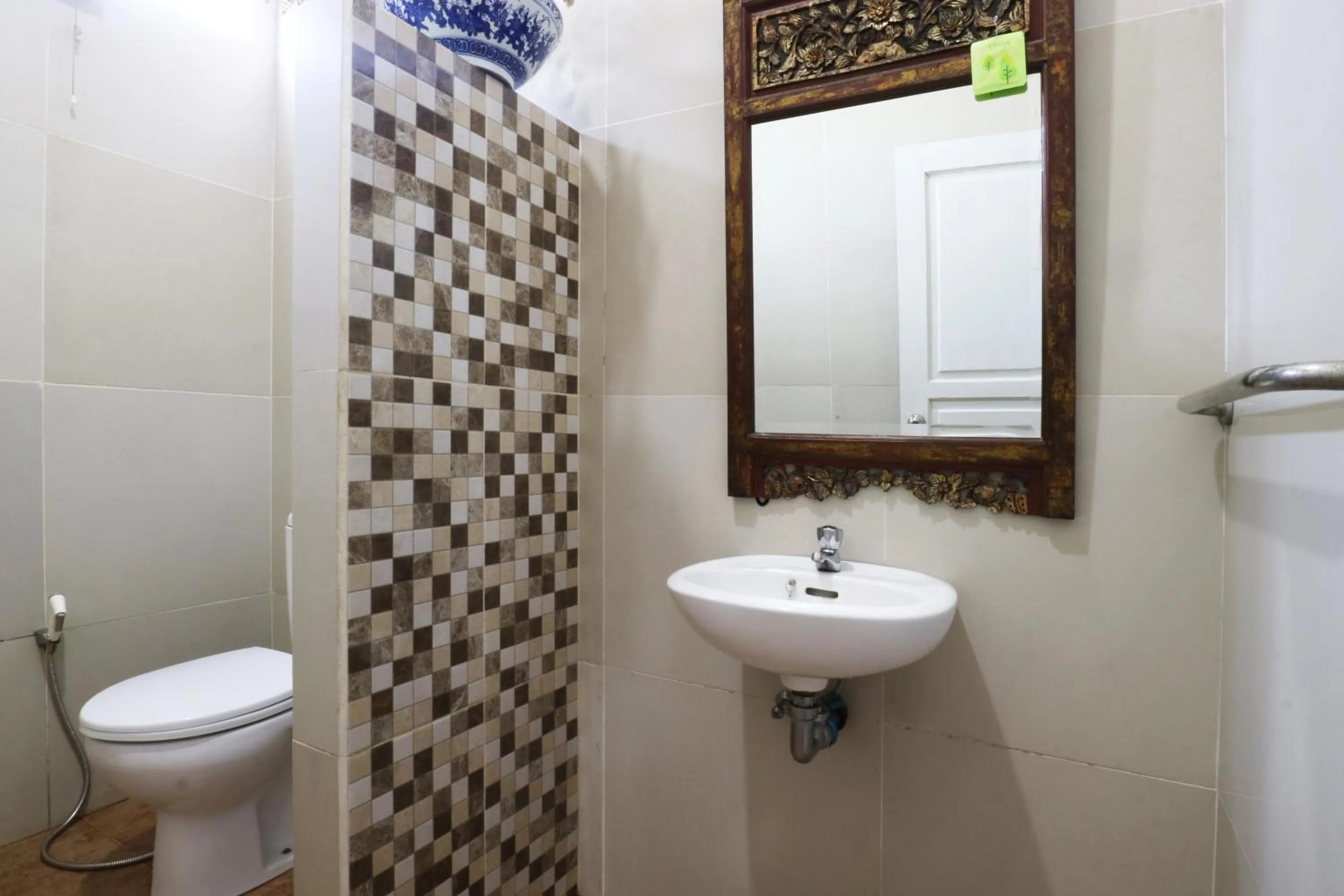 Toilet in Villa Sri Manganti