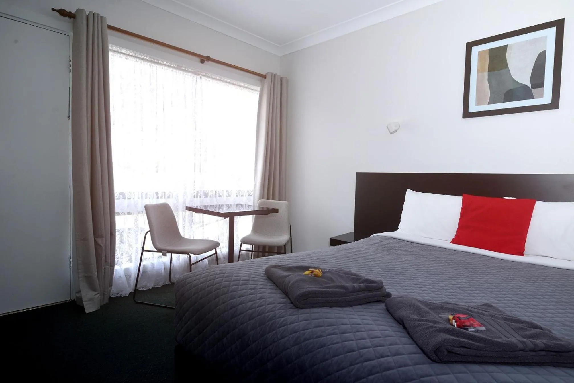 Bed in Glynlea Motel