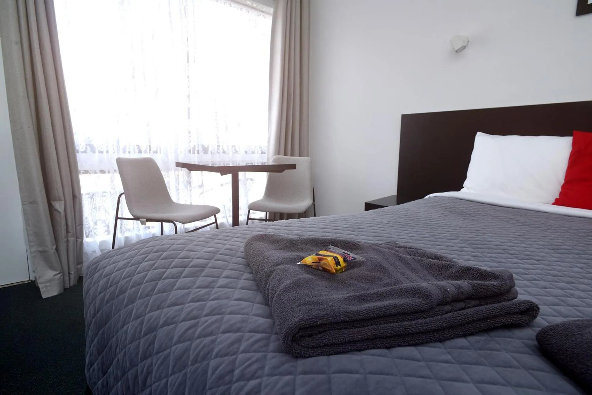 Bed in Glynlea Motel