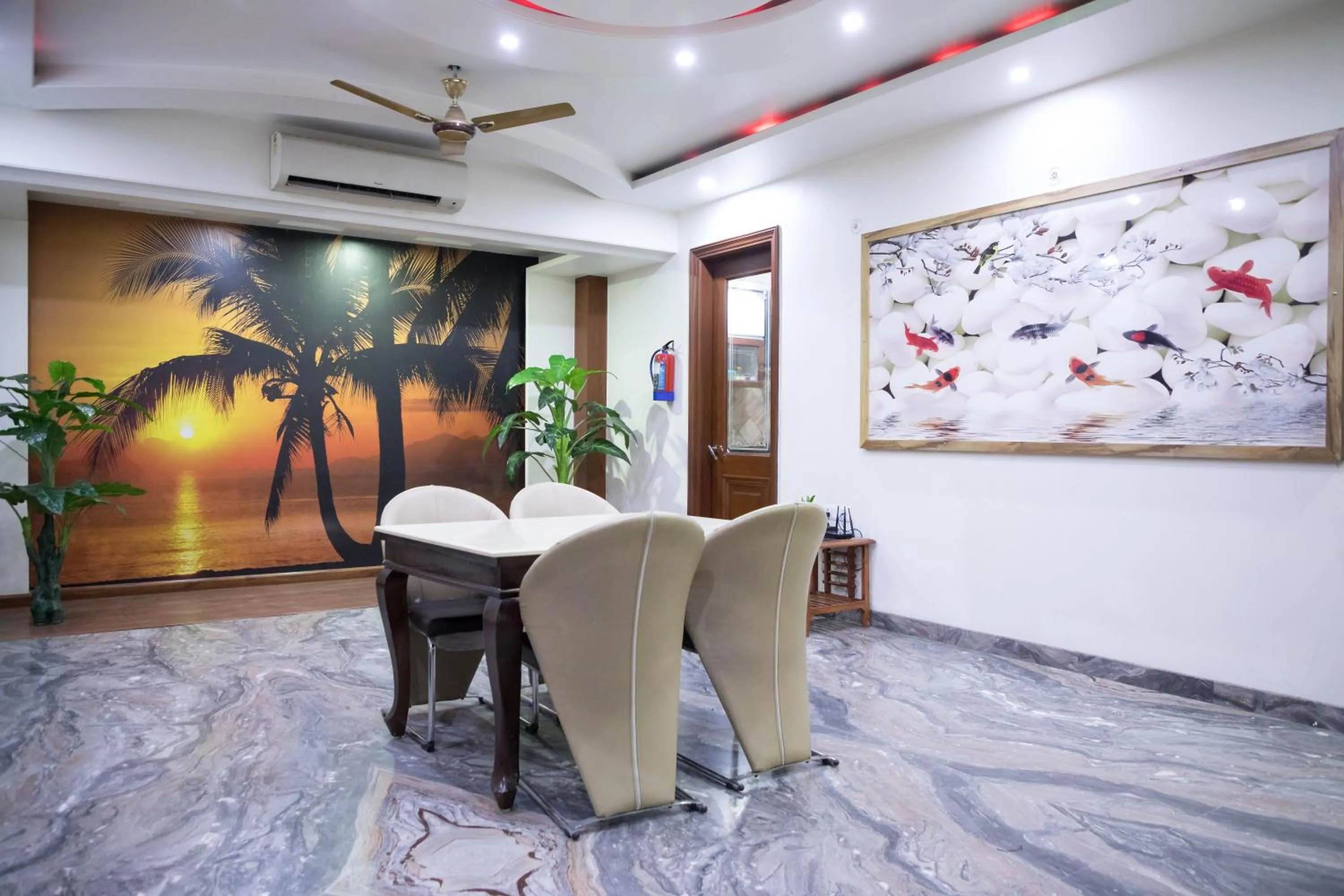 SM Palace (Near Apollo Hospital)