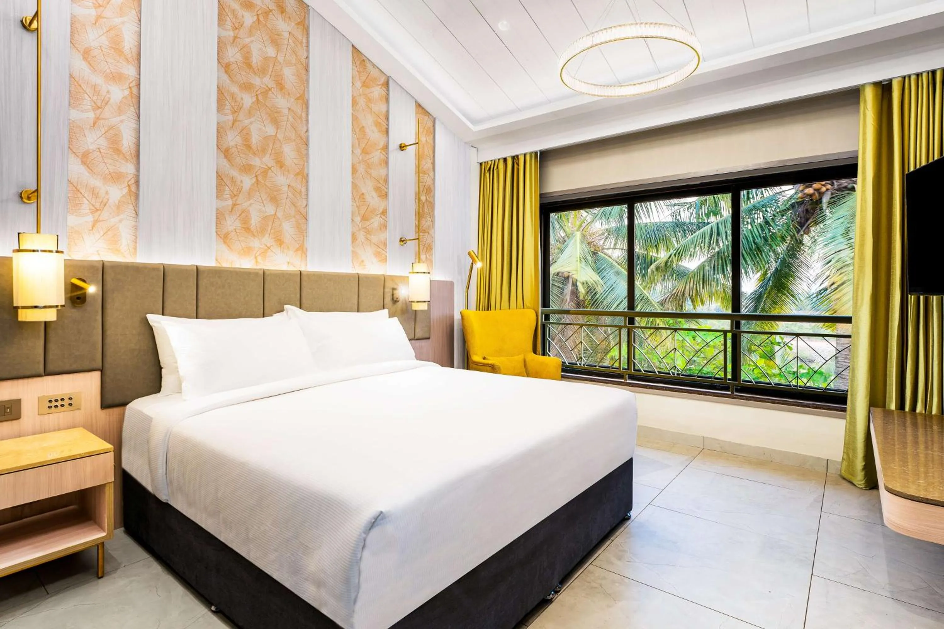 Bed in DoubleTree by Hilton Hotel Goa - Arpora - Baga