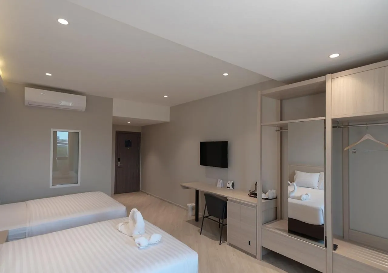 Photo of the whole room, Bed in The Rich Hotel