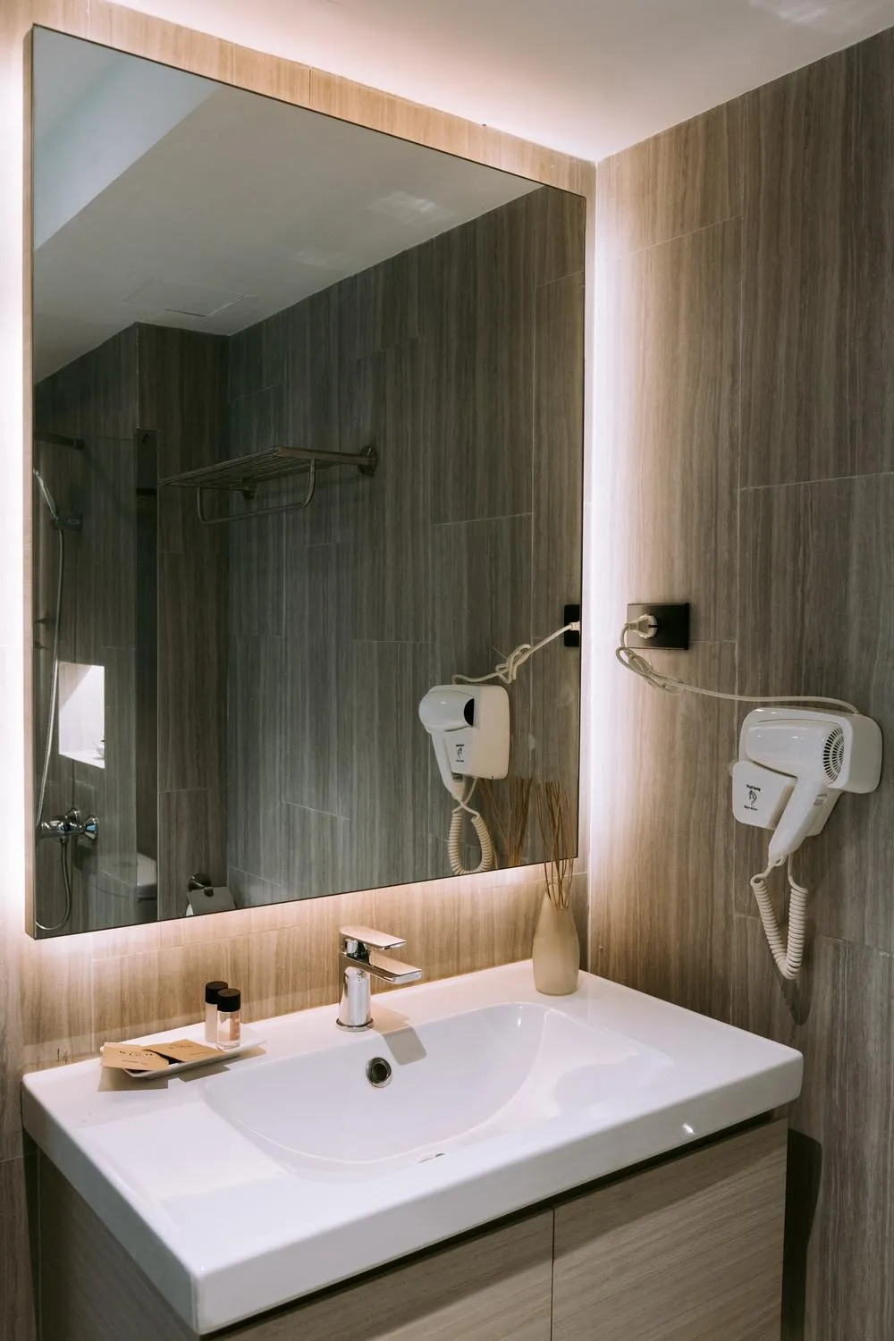 Bathroom in The Rich Hotel