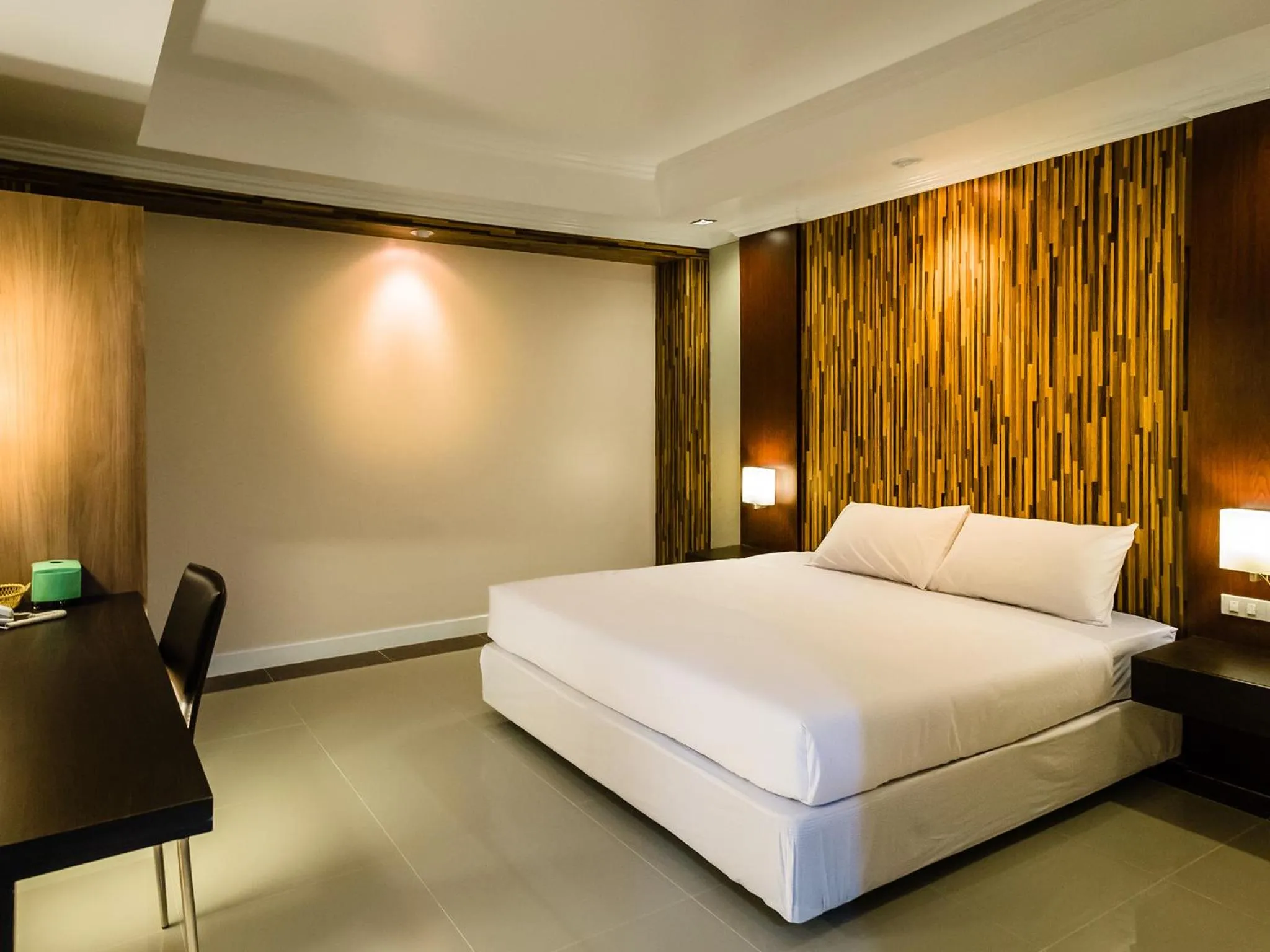 Photo of the whole room, Bed in The Rich Hotel