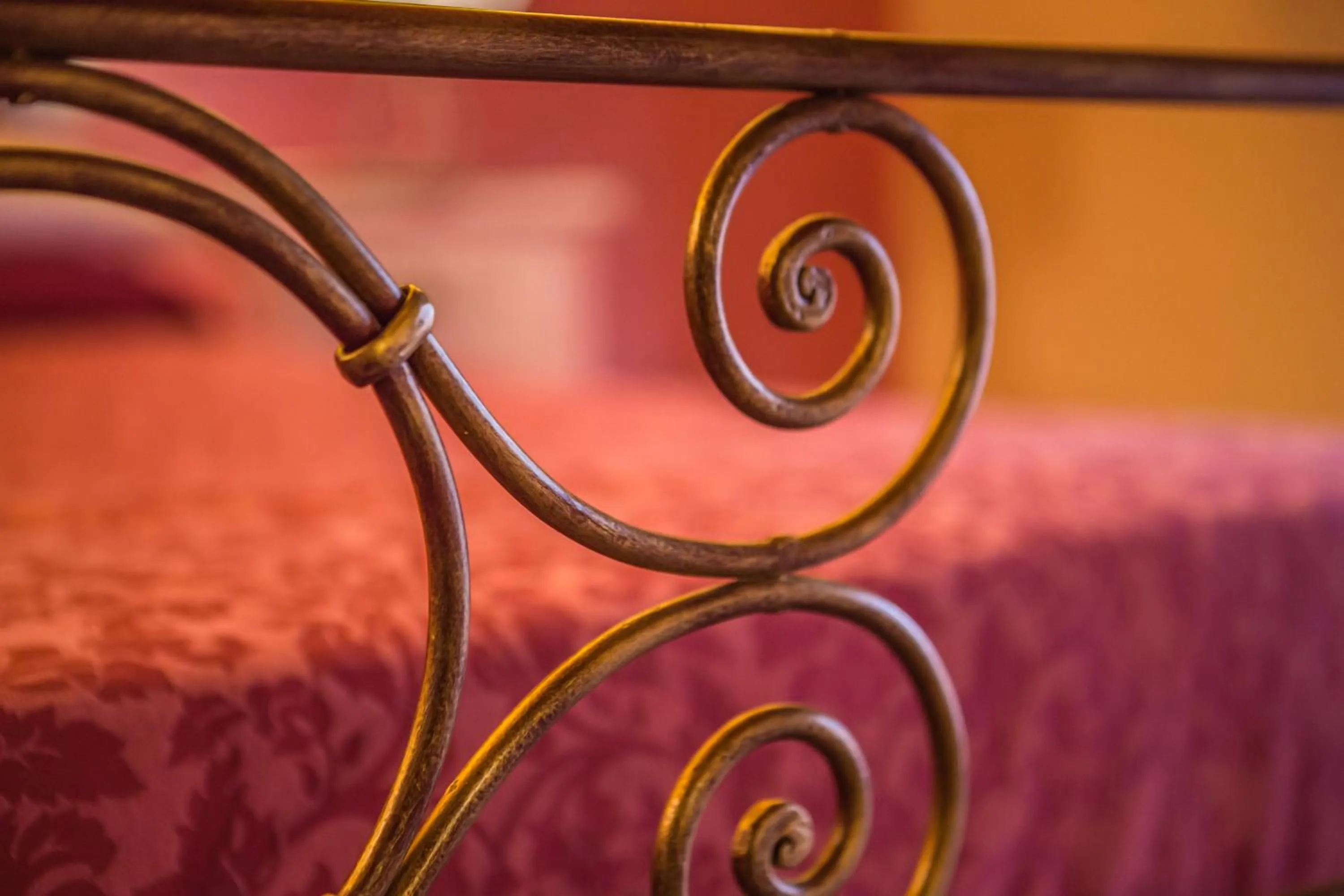 Decorative detail, Bed in Agriturismo dei Grippi