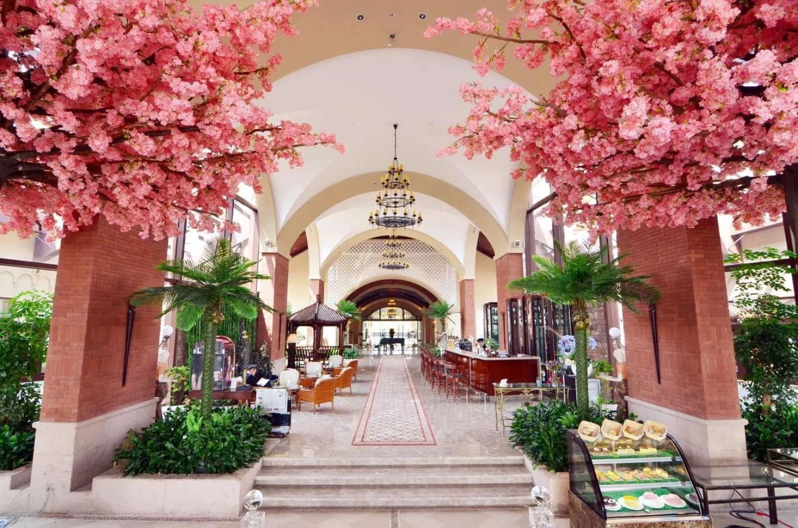 Restaurant/places to eat in Xiamen Royal Victoria Hotel